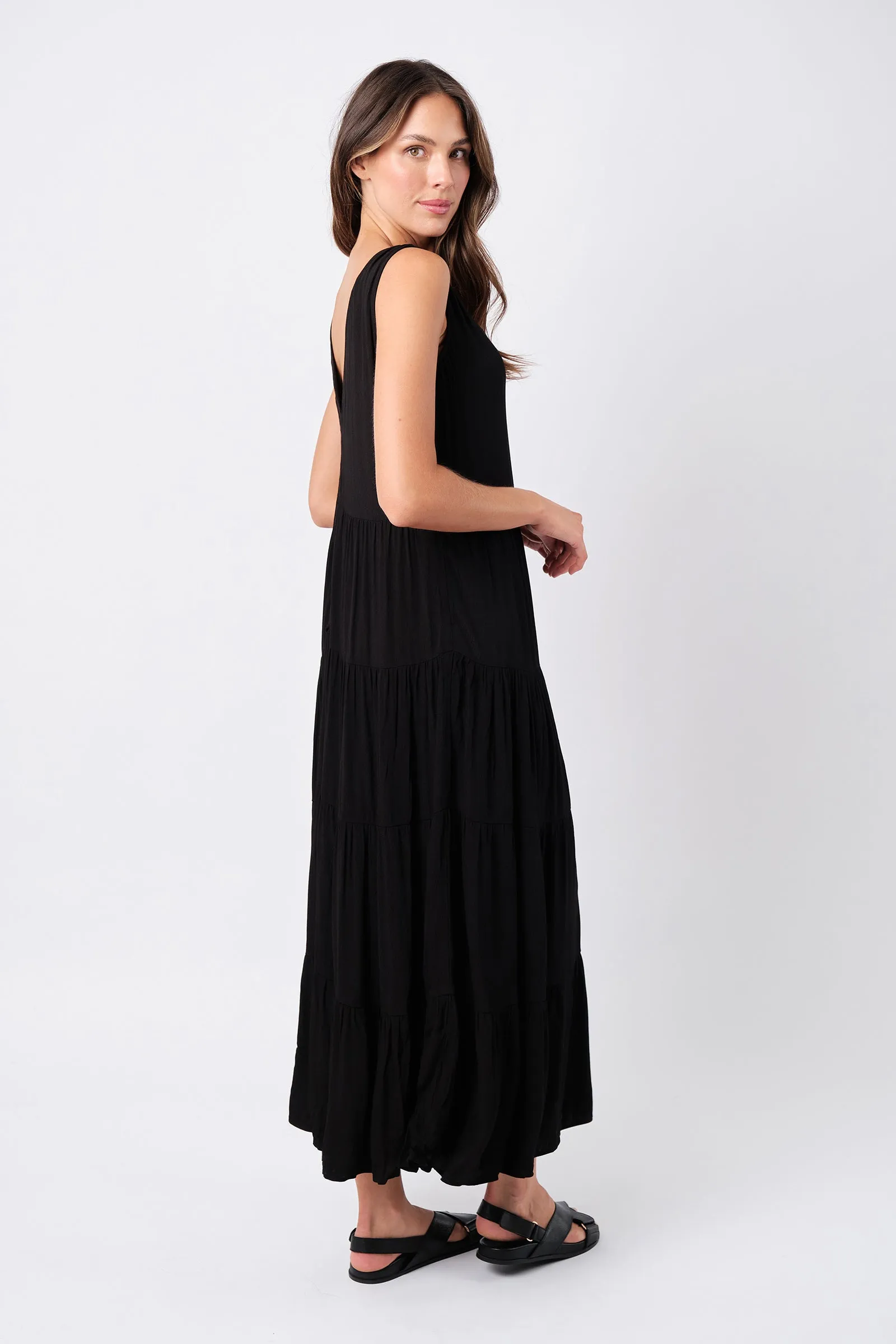 Swing Maxi Dress BLACK sold by UNE PIECE product image thumbnail 2