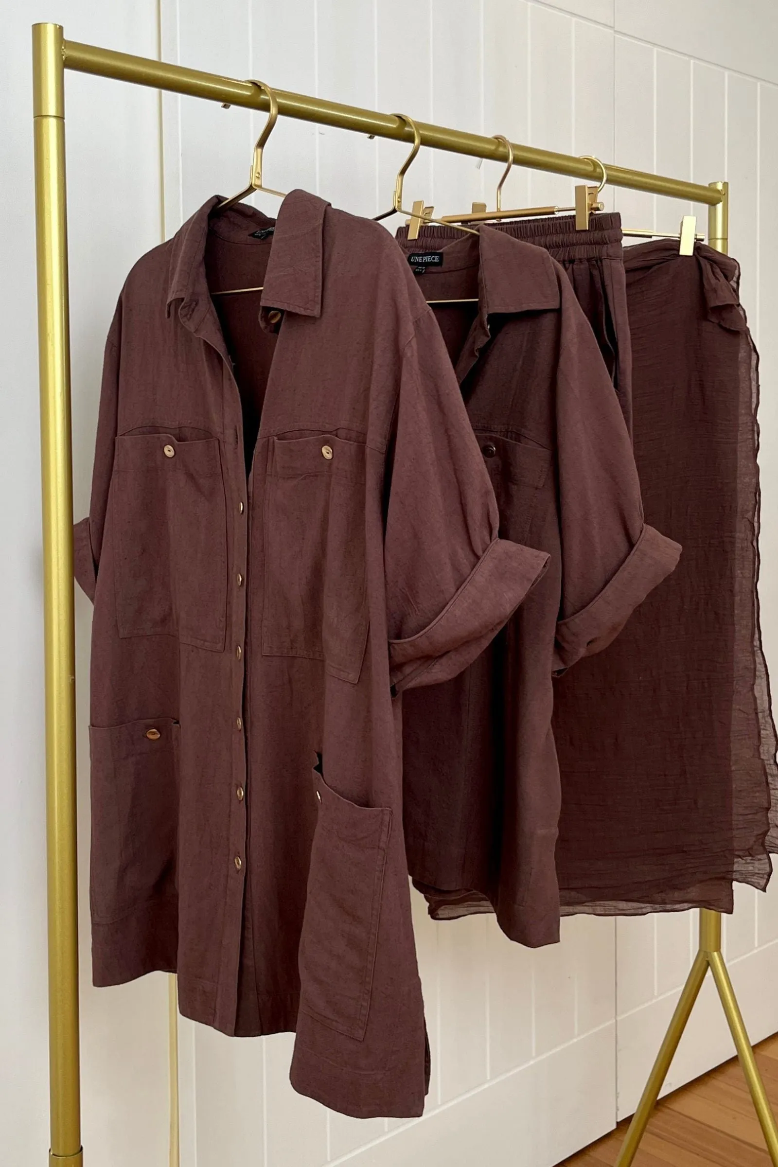 Short Sleeve Linen Shirt CHOCOLATE sold by UNE PIECE product image thumbnail 3