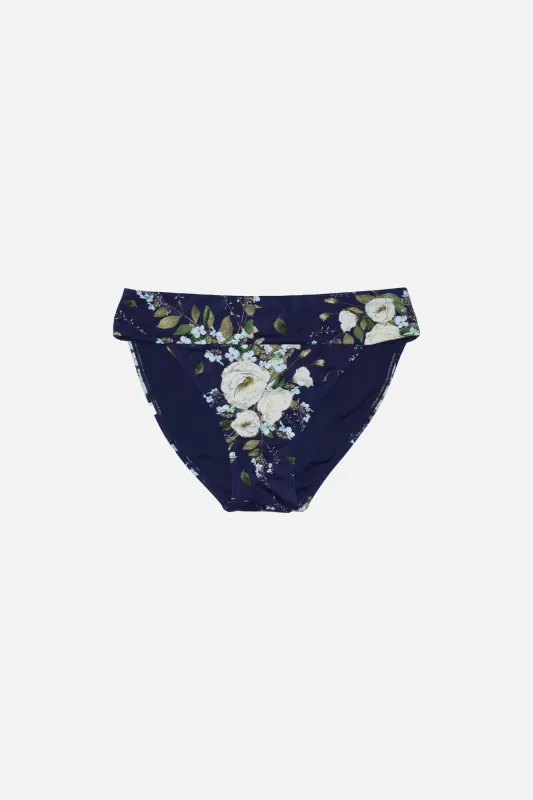 [Sample] Classic Sassy Bikini Bottom LONDON BLUE BOTANICAL NAVY made by UNE PIECE