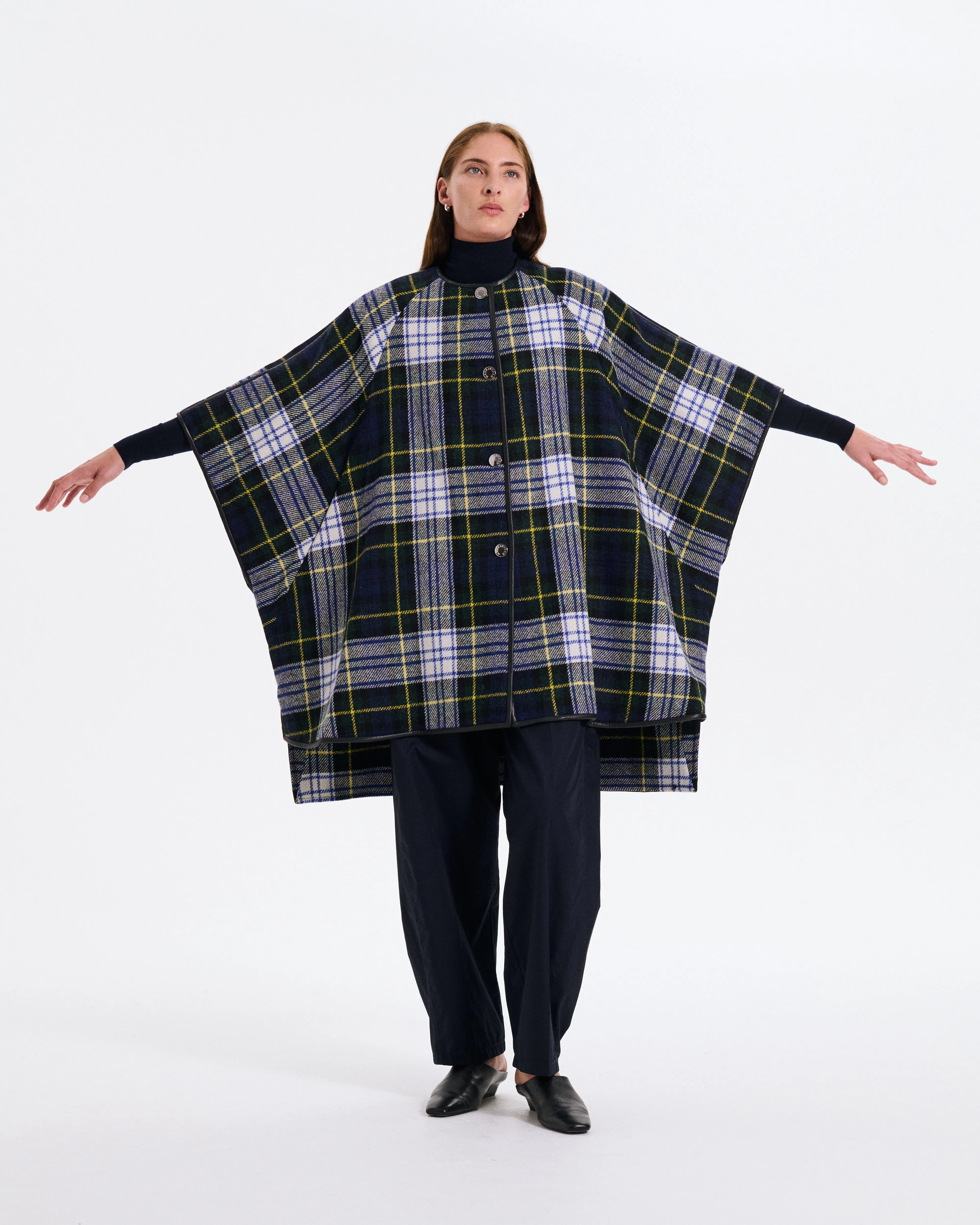Sanquhar Harris Tweed Cape sold by Mackintosh product image thumbnail 2