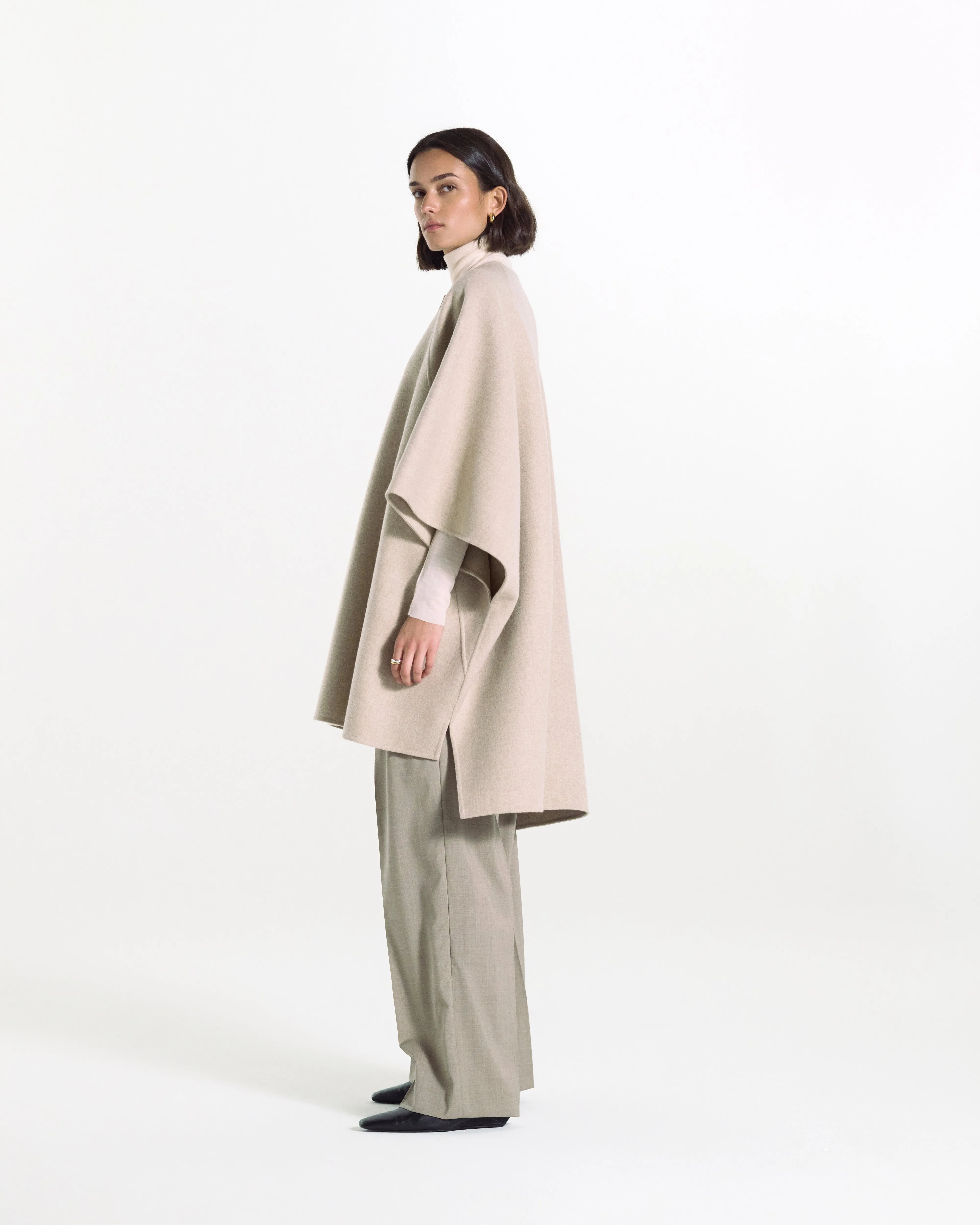 Sanquhar Wool Cape sold by Mackintosh product image thumbnail 5