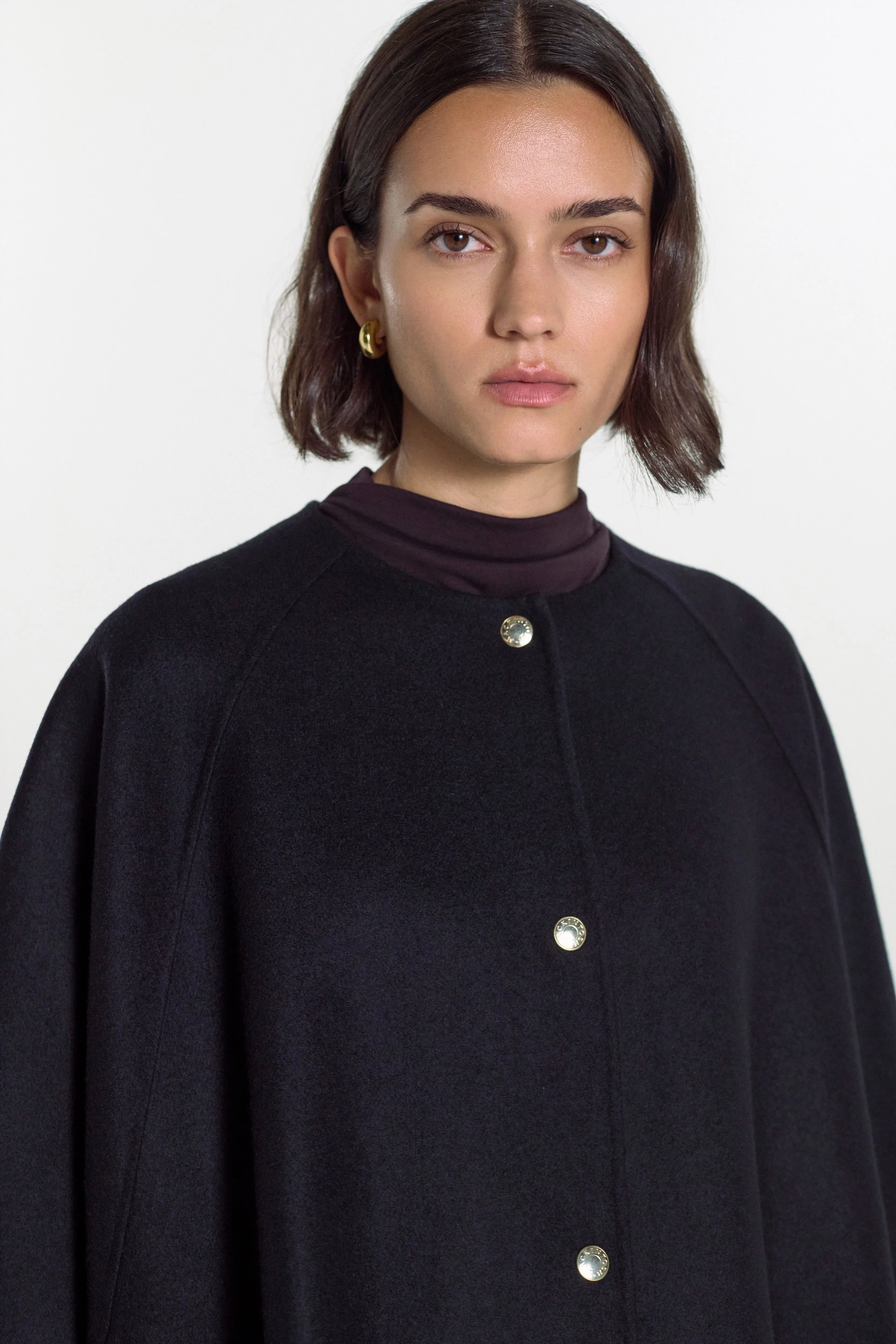 Sanquhar Wool Cape sold by Mackintosh product image thumbnail 5