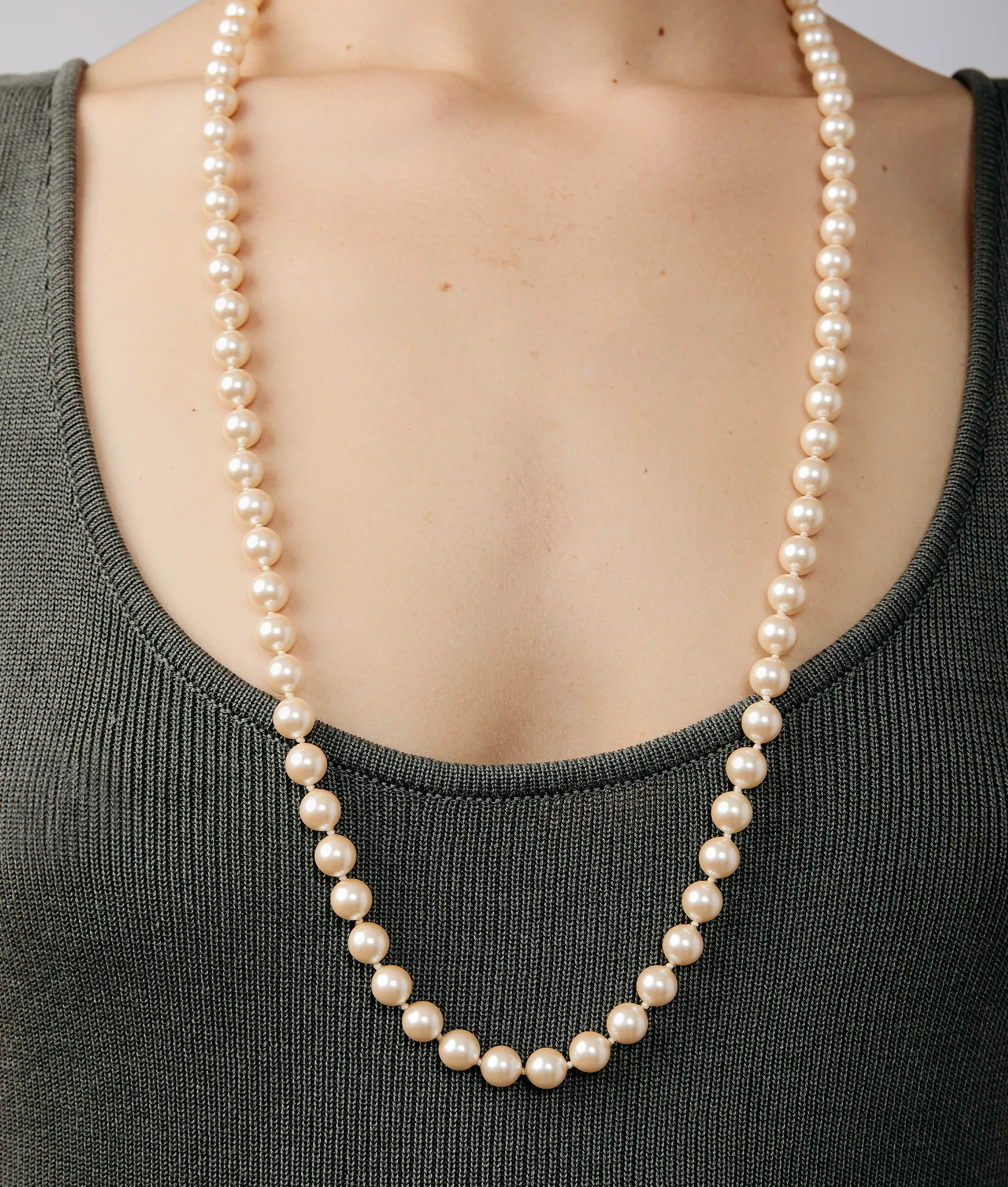 Pearl Necklace sold by Shashi product image thumbnail 2