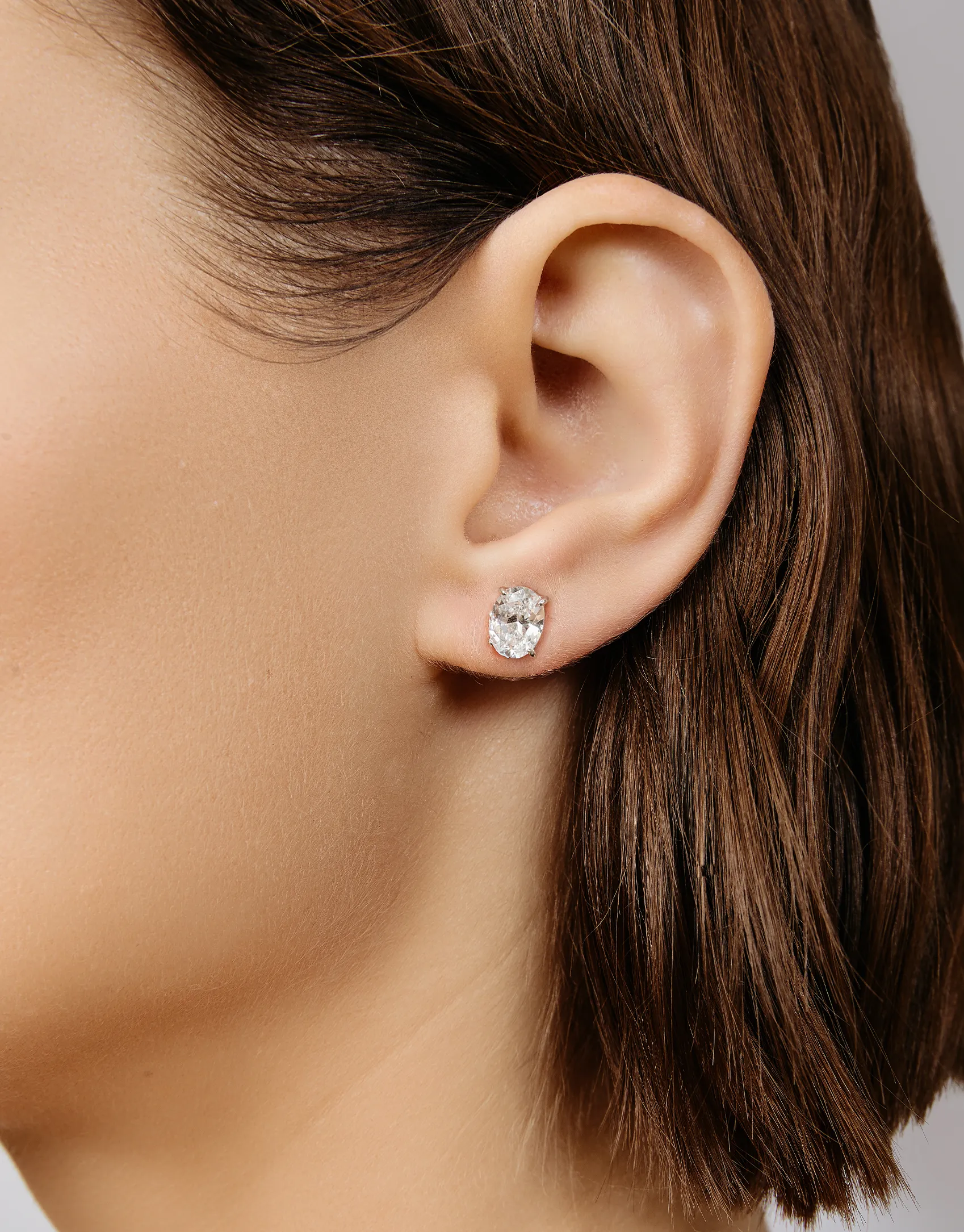 Oval Solitaire Stud Earring sold by Shashi product image thumbnail 2