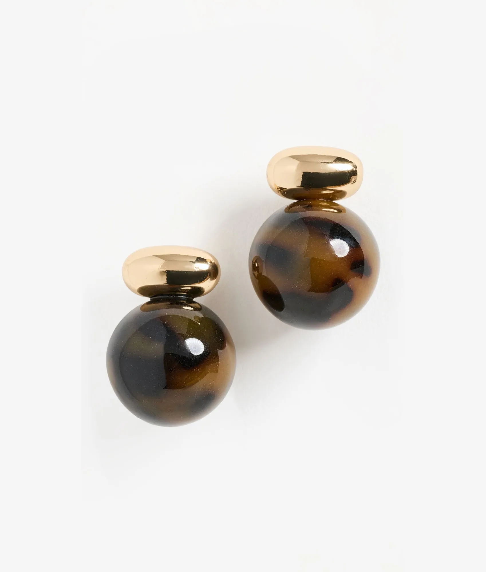 Alice Tortoise Earring sold by Shashi product image thumbnail 2