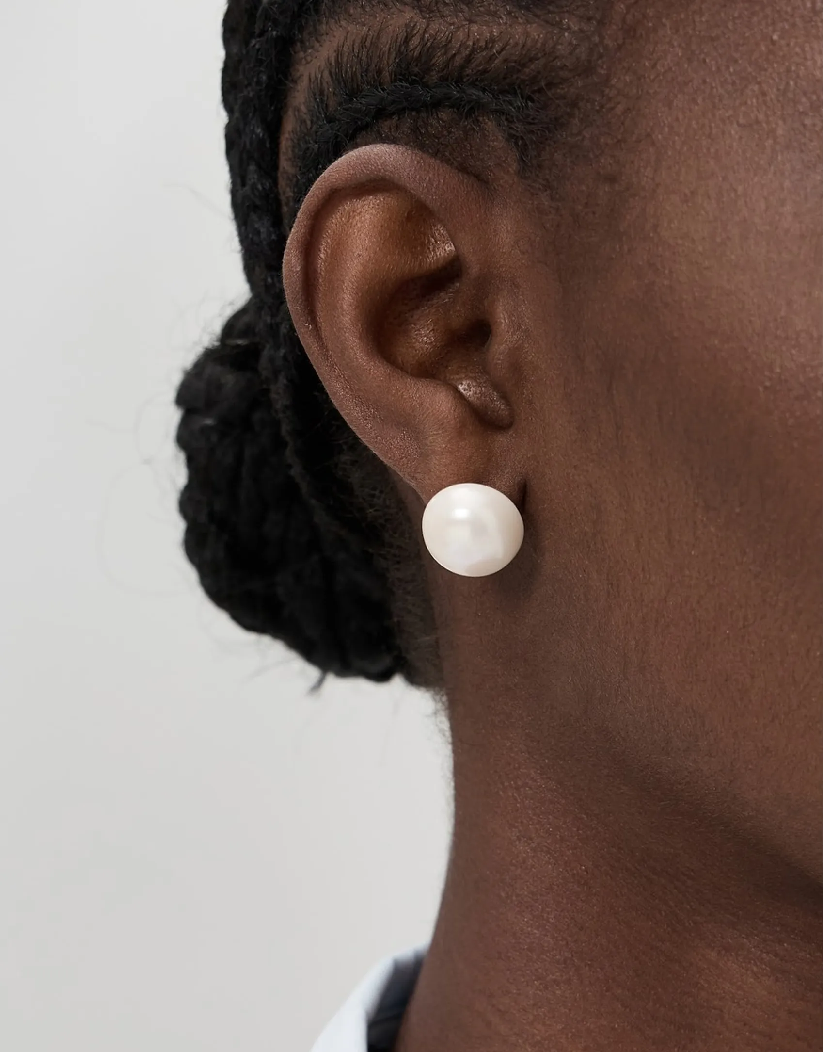 Grande Essential Pearl Stud sold by Shashi product image thumbnail 2