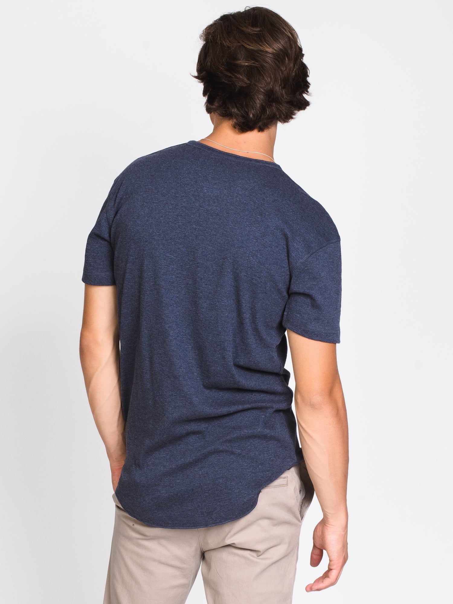 MENS LONGLINE SLUB HENLEY - CLEARANCE sold by Boathouse product image thumbnail 2