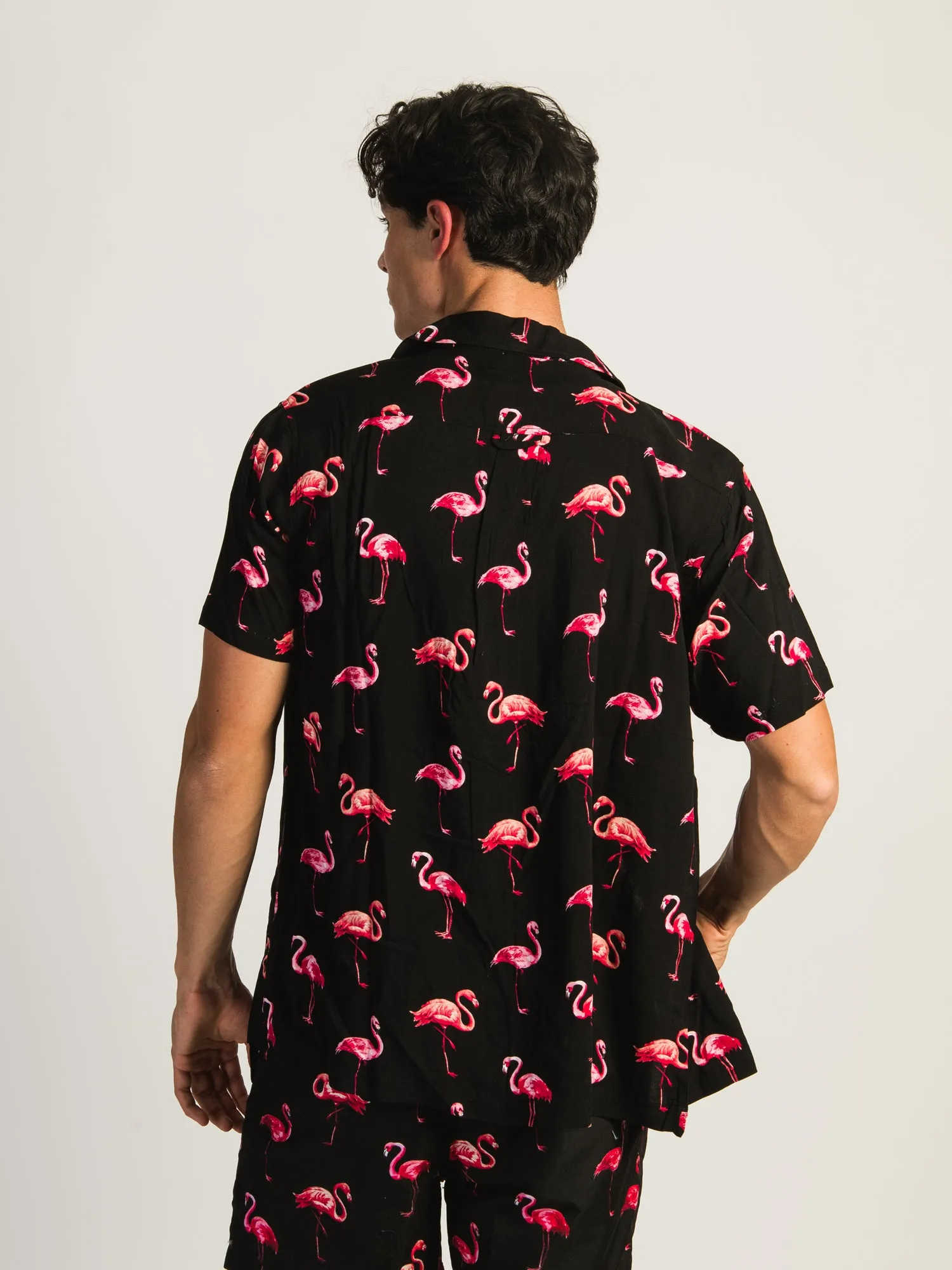 ISLAND HAZE FLAMINGO SHORT SLEEVE WOVEN sold by Boathouse product image thumbnail 2