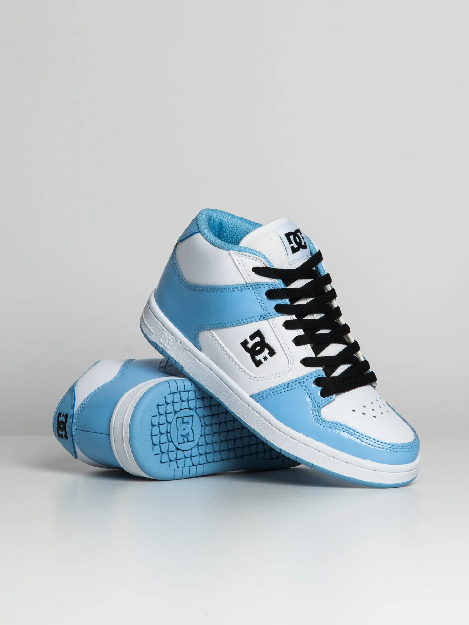 WOMENS DC SHOES MANTECA 4 MID - CLEARANCE sold by Boathouse product image thumbnail 2