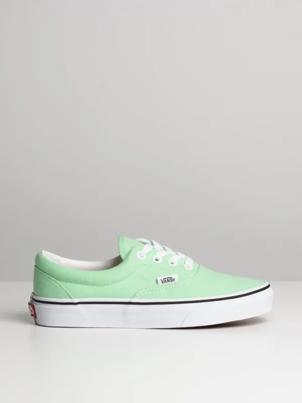 WOMENS ERA - GREEN ASH/TRUE WHITE - CLEARANCE made by Vans