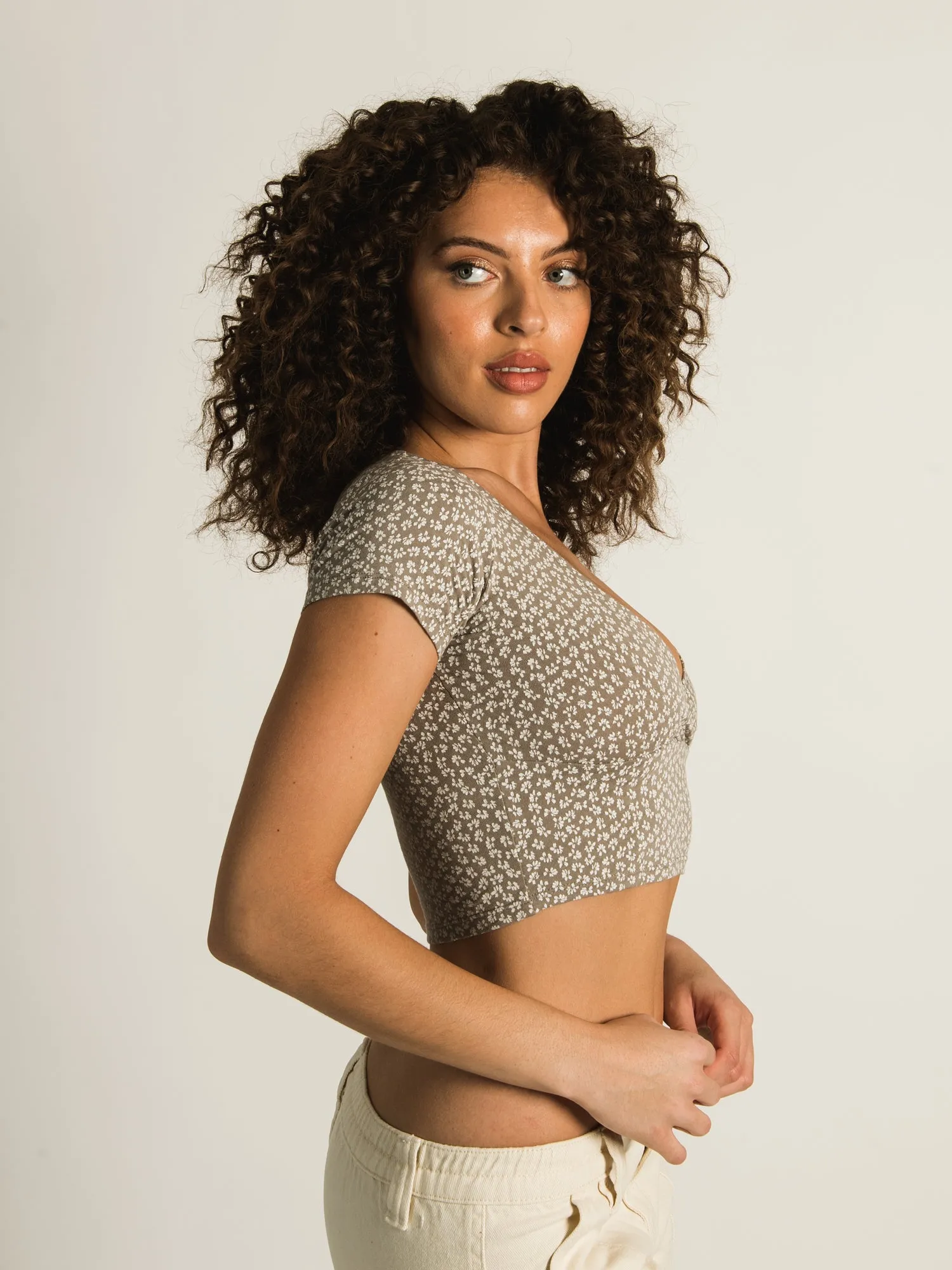 HARLOW DORA DITSY VNECK TEE - CLEARANCE sold by Boathouse product image thumbnail 2