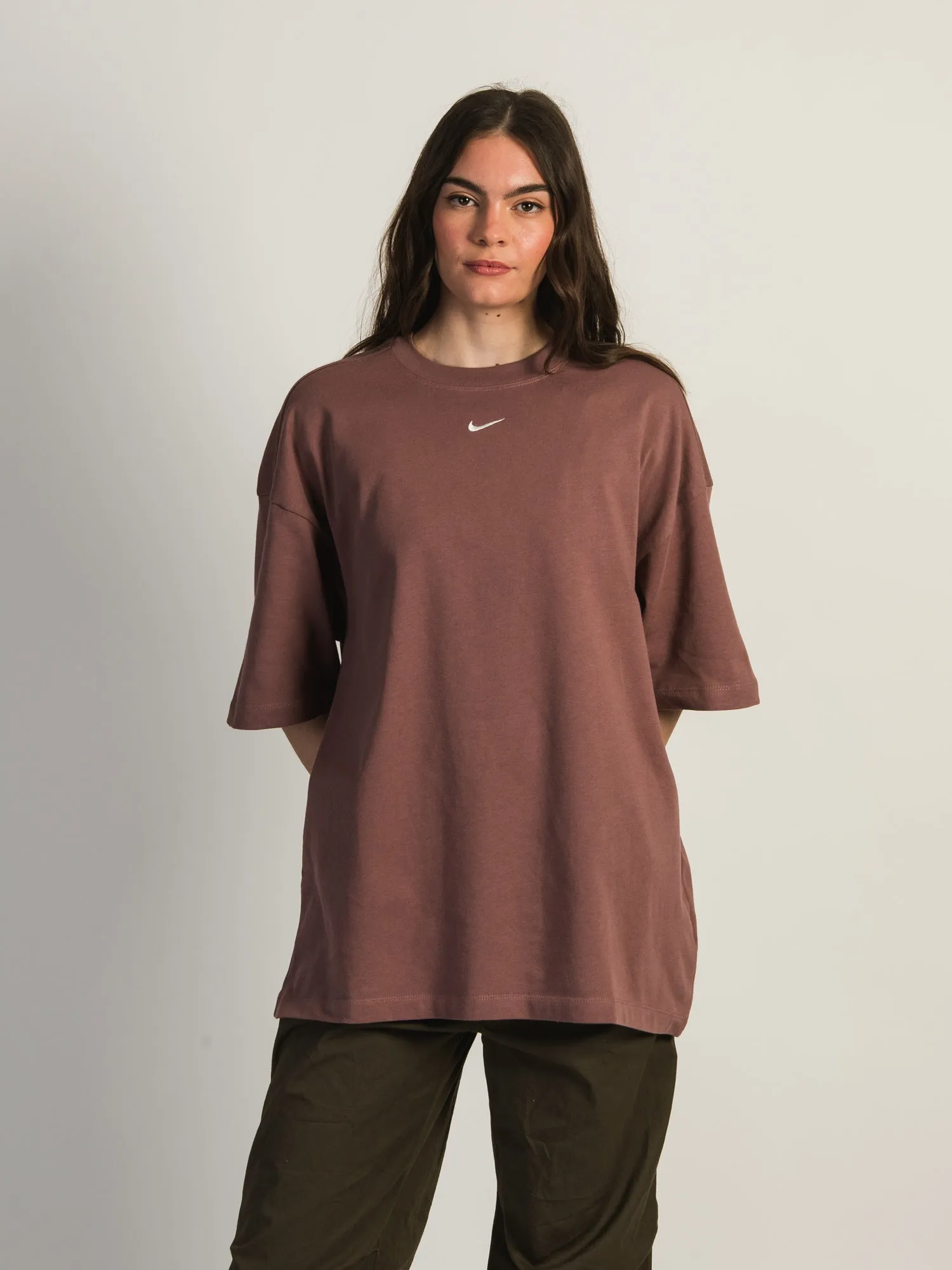NIKE ESSENTIAL OVERSIZED T-SHIRT sold by Boathouse