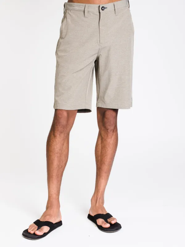 MENS CROSSFIRE X 21" HYBRID - KHA - CLEARANCE sold by Boathouse