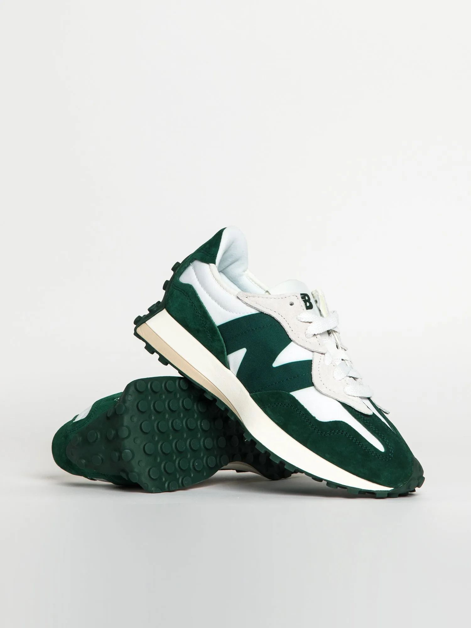 MENS NEW BALANCE THE 327 NIGHTWATCH GREEN sold by Boathouse product image thumbnail 2