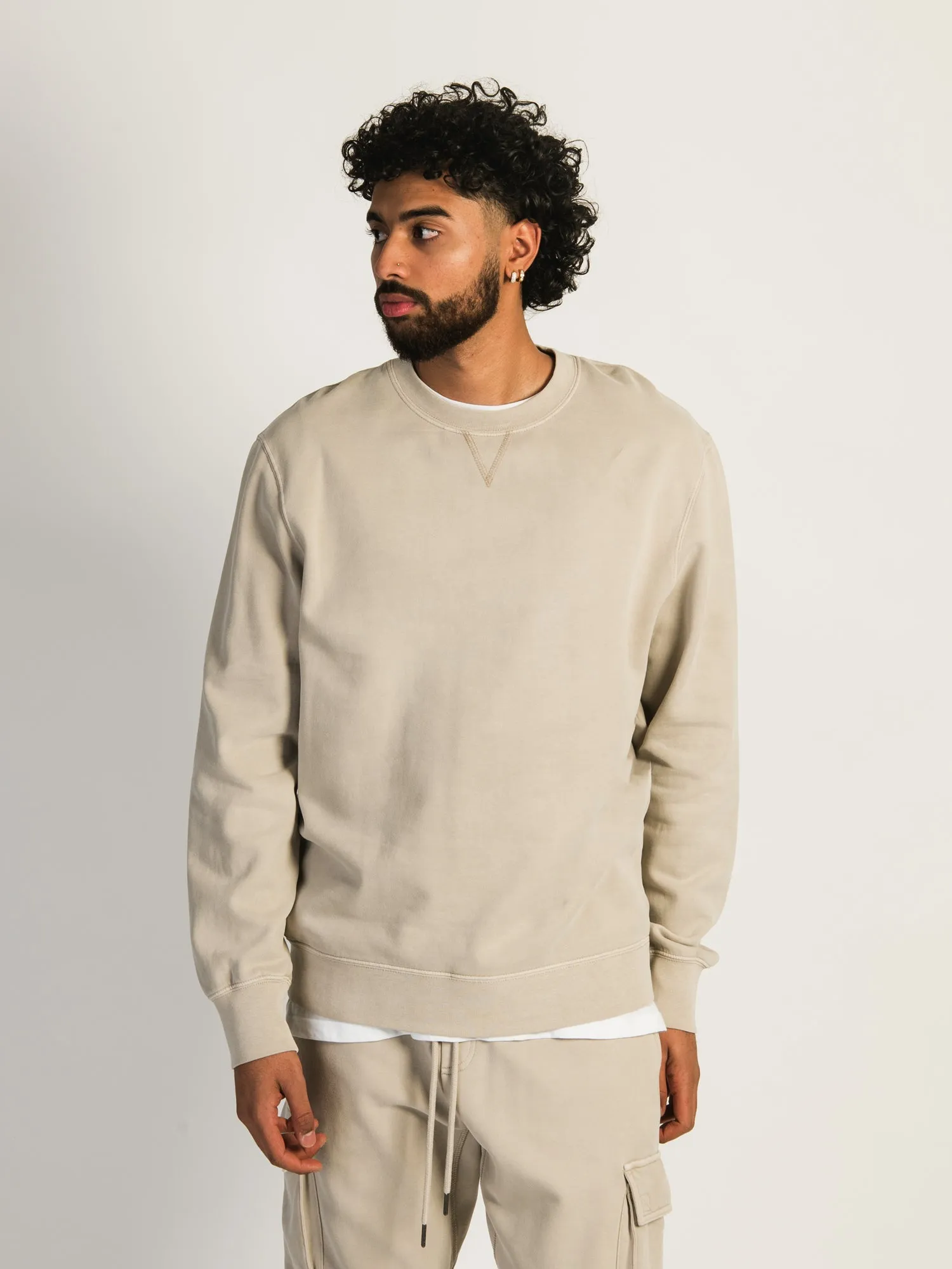KOLBY PARKER GARMET DYE CREWNECK - OATMEAL sold by Boathouse