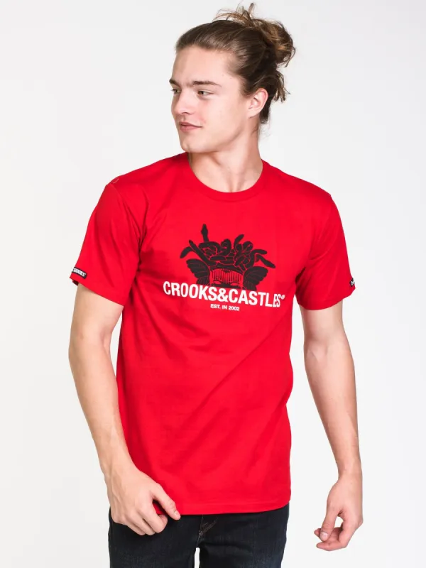 MENS MEDUSA VERT SHORT SLEEVE T-SHIRT - RED - CLEARANCE made by Boathouse