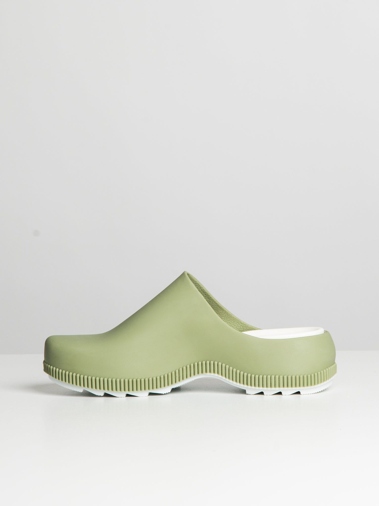 WOMENS COUGAR SVEN SLIP ON - CLEARANCE sold by Boathouse product image thumbnail 4