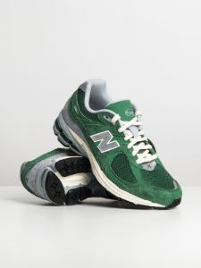 MENS NEW BALANCE THE 2002R - CLEARANCE sold by Boathouse