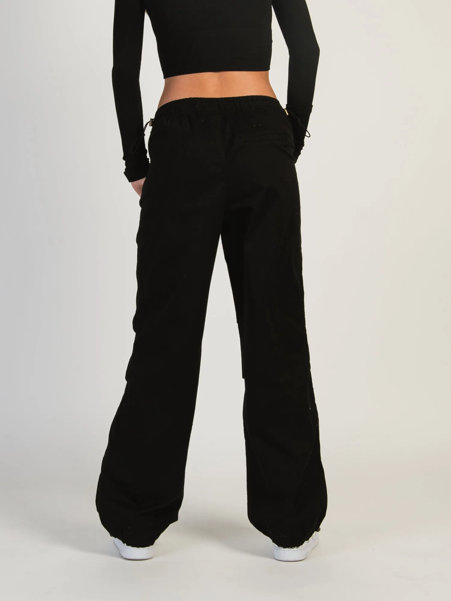 HARLOW PAXTON PARACHUTE PANT - BLACK - CLEARANCE sold by Boathouse product image thumbnail 5