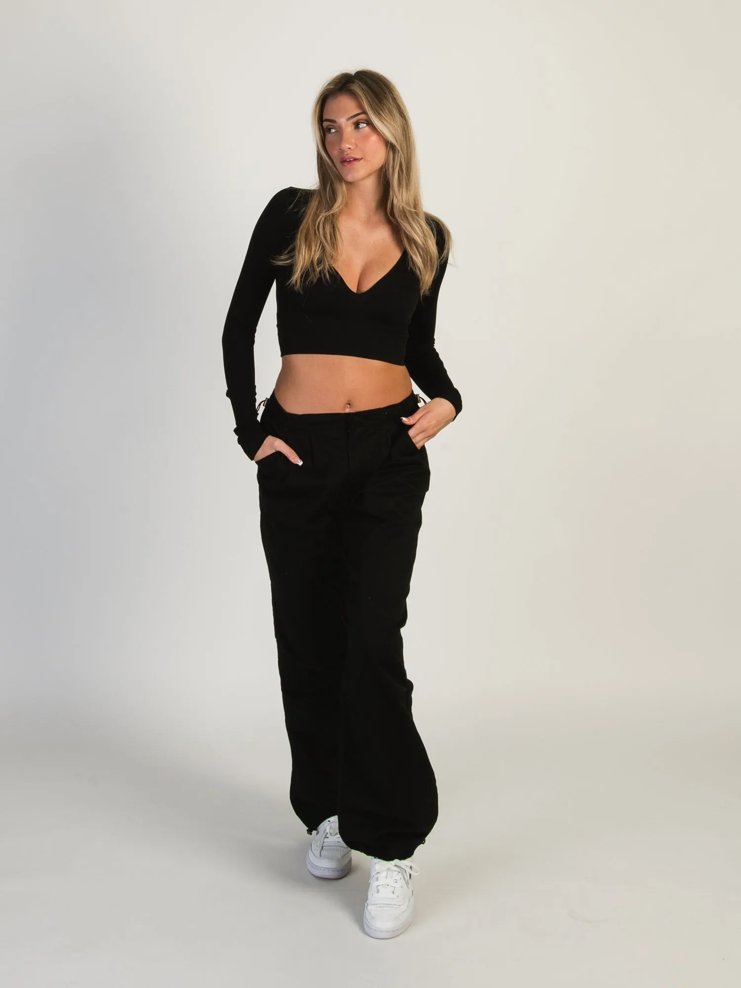 HARLOW PAXTON PARACHUTE PANT - BLACK - CLEARANCE sold by Boathouse product image thumbnail 2