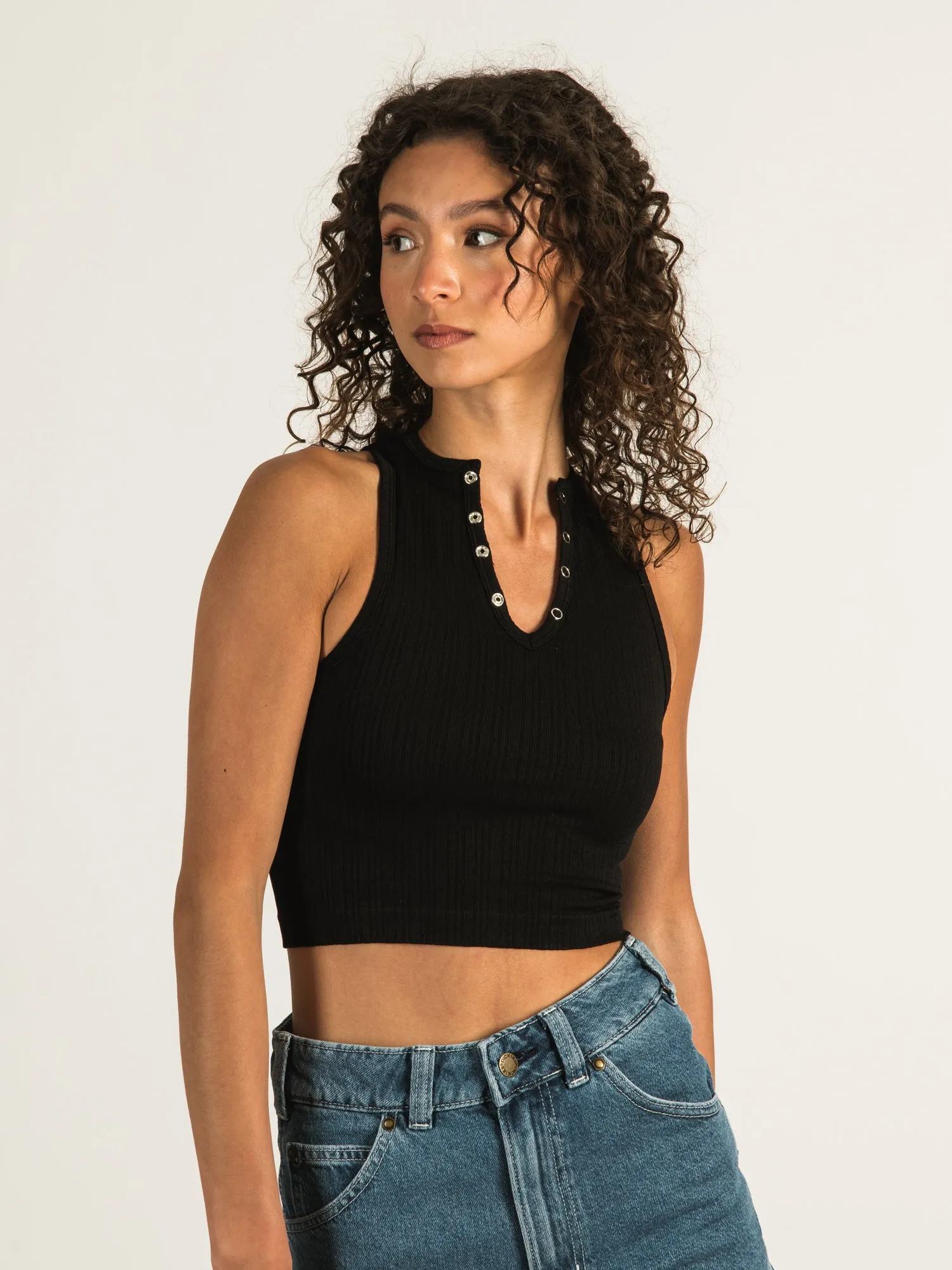 DYNAMIC BUTTON DETAIL V RIB TANK - CLEARANCE sold by Boathouse product image thumbnail 2