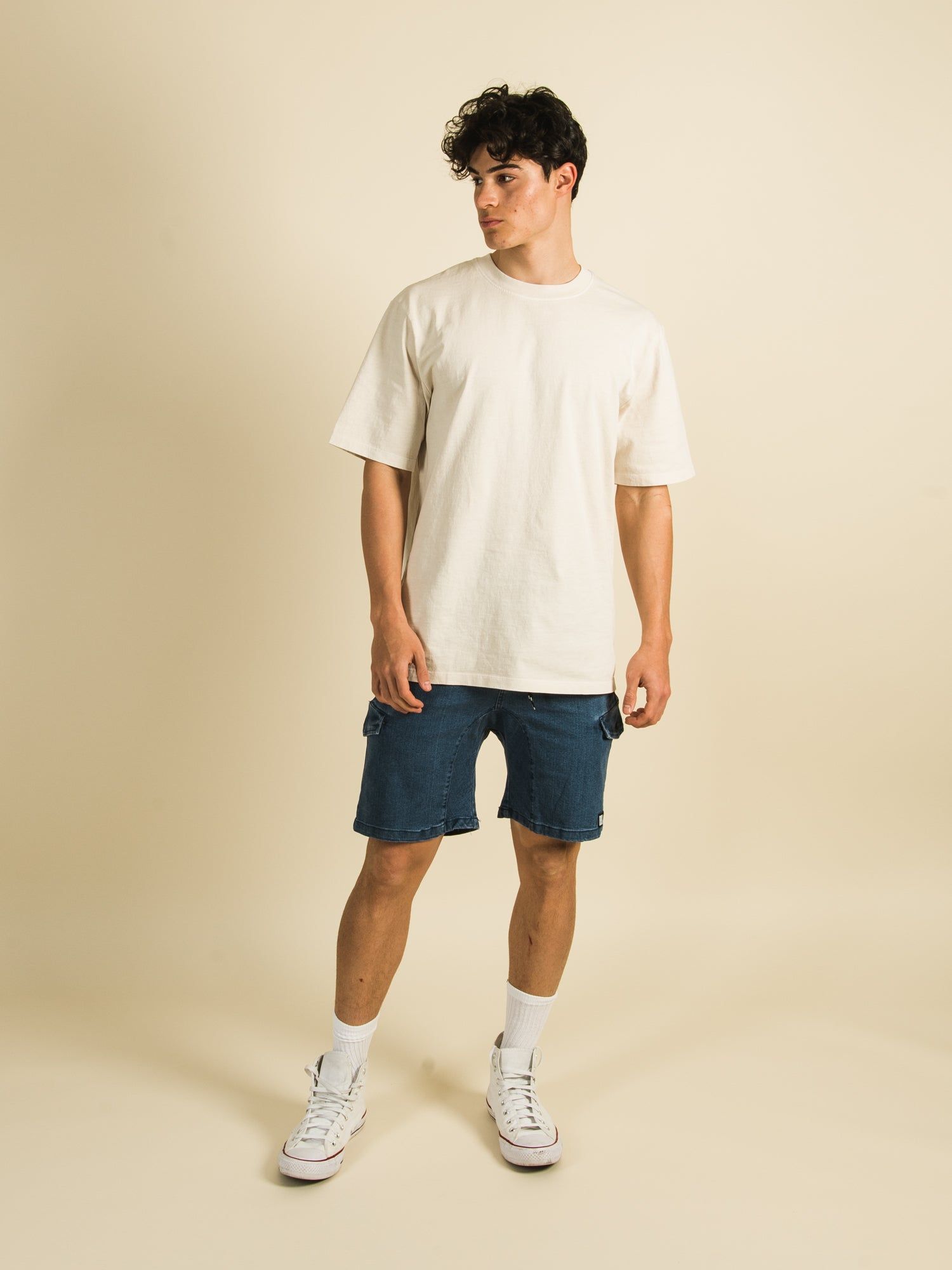 LIRA TITAN TWILL CARGO SHORT sold by Boathouse product image thumbnail 2