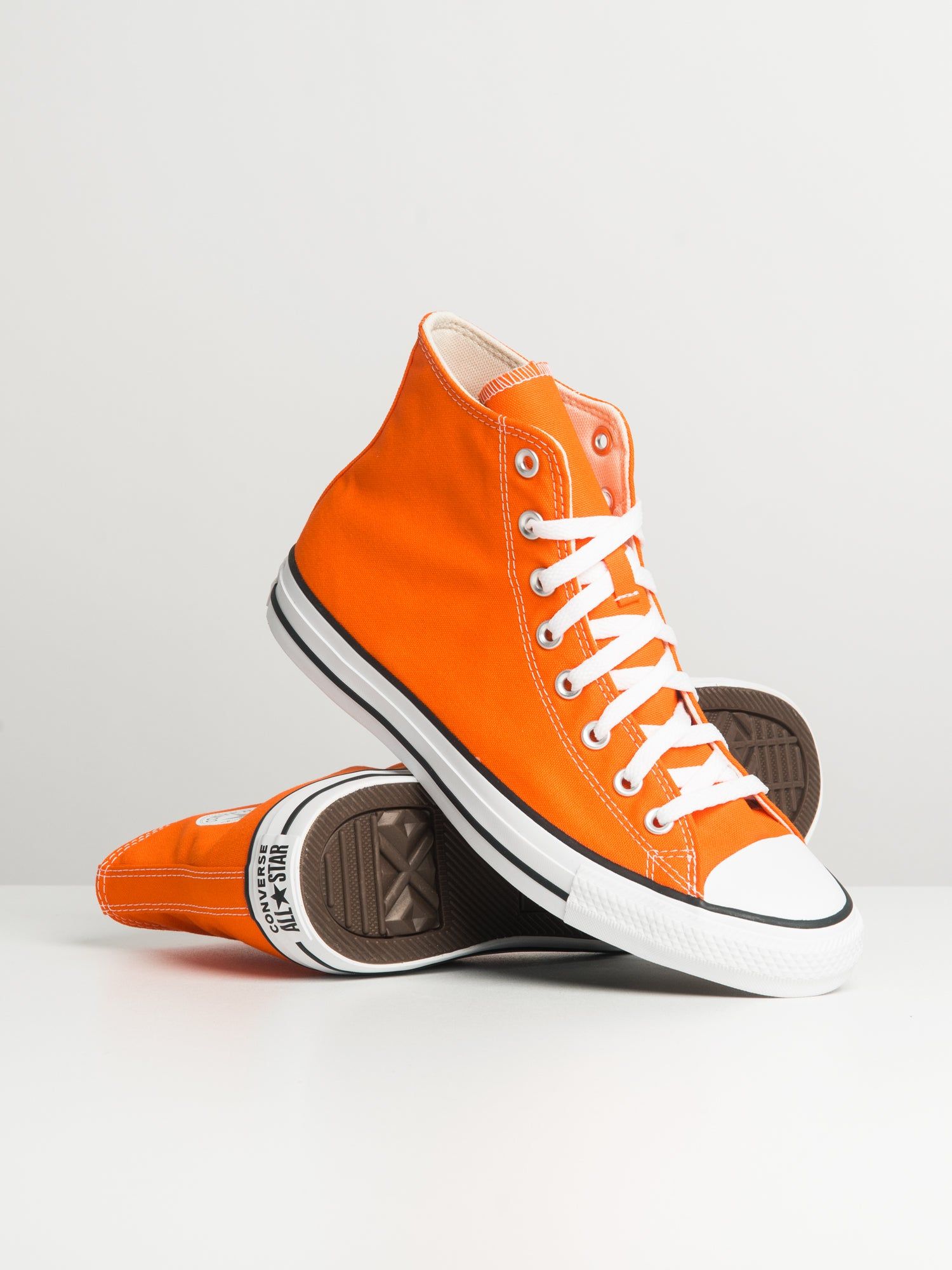 MENS CONVERSE CHUCK TAYLOR ALL-STARS HI sold by Boathouse product image thumbnail 2