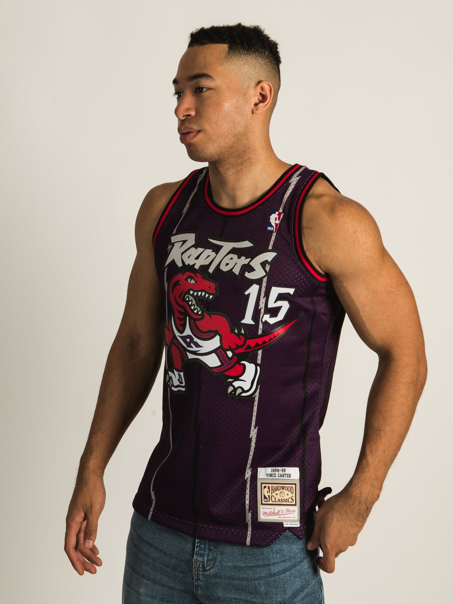 MITCHELL & NESS NBA RAPTORS VINCE CARTER JERSEY sold by Boathouse product image thumbnail 4
