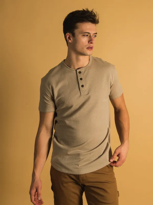KOLBY HAL LONGLINE HENLEY - CLEARANCE sold by Boathouse