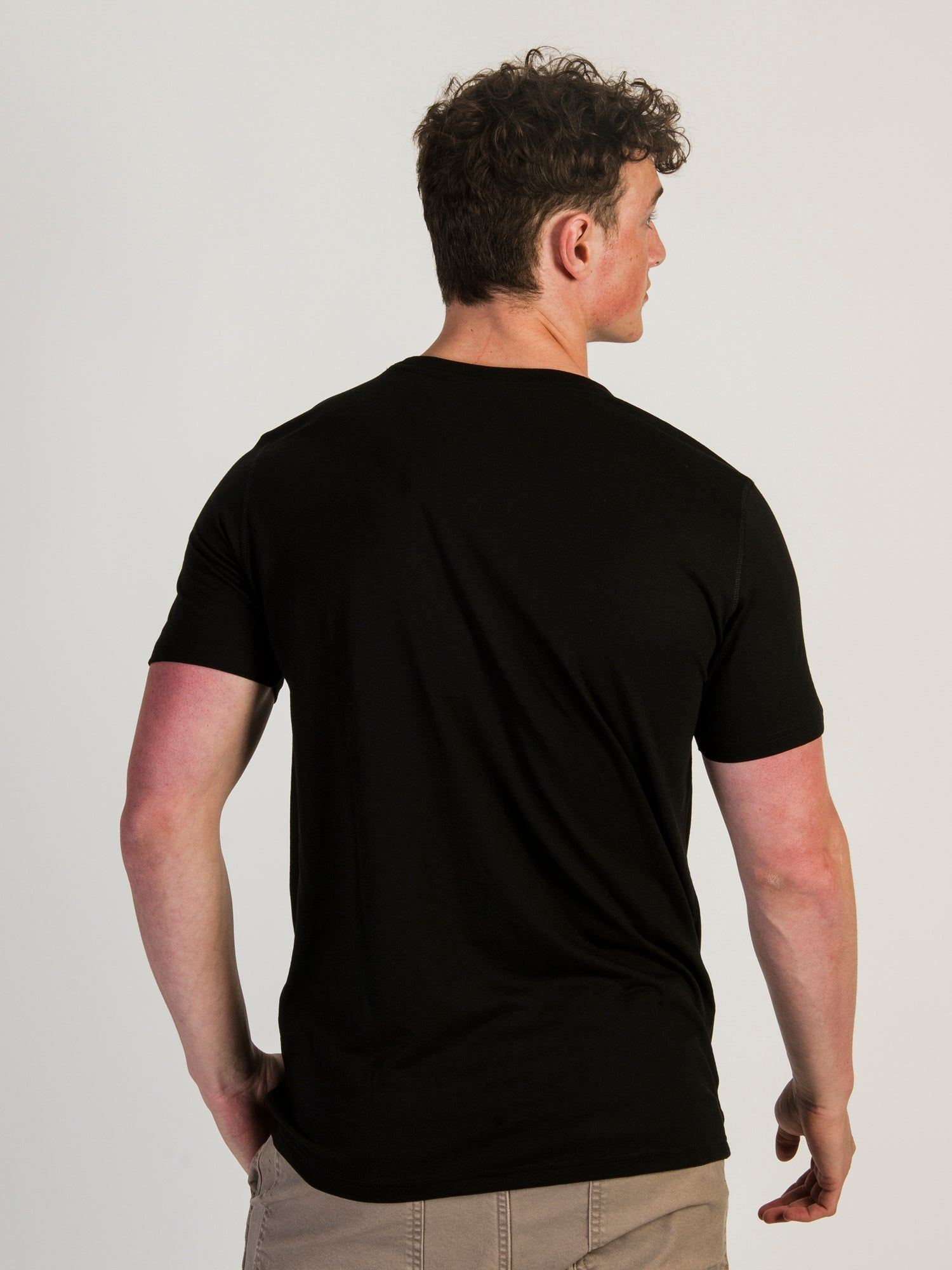 Bundle Item - VICTOR CREWNECK TEE - BLACK sold by Boathouse product image thumbnail 4