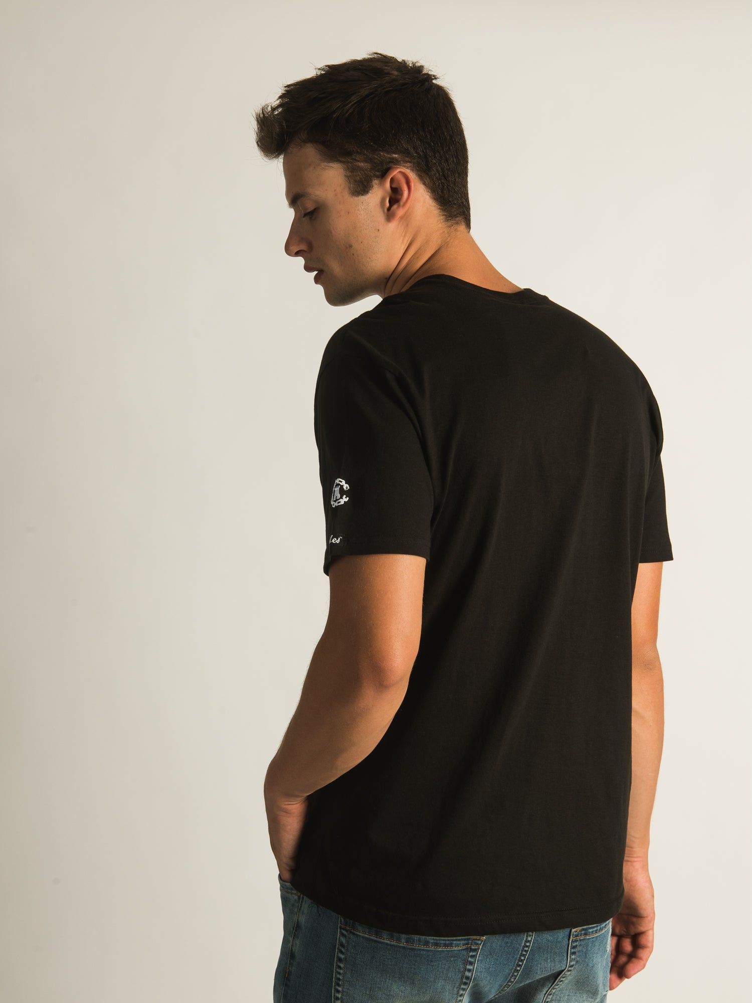 CROOKS & CASTLES CORE ESSENTIALS EMBROIDERED T-SHIRT sold by Boathouse product image thumbnail 2