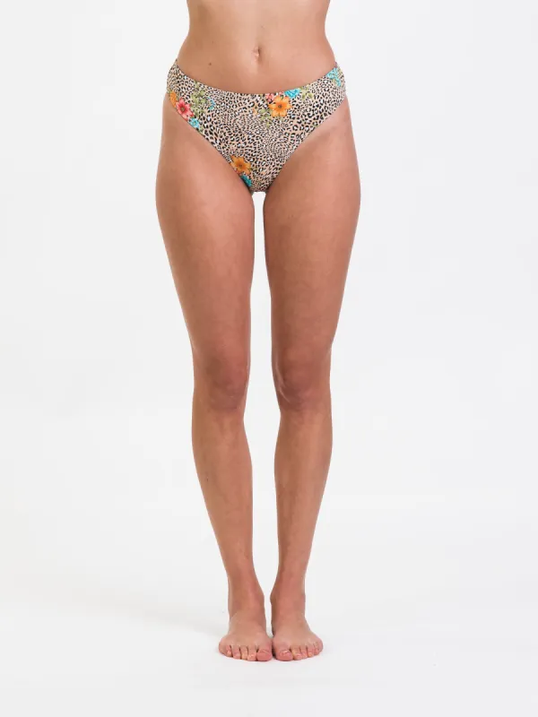 EIDON ABBY BOTTOM - CLEARANCE sold by Boathouse