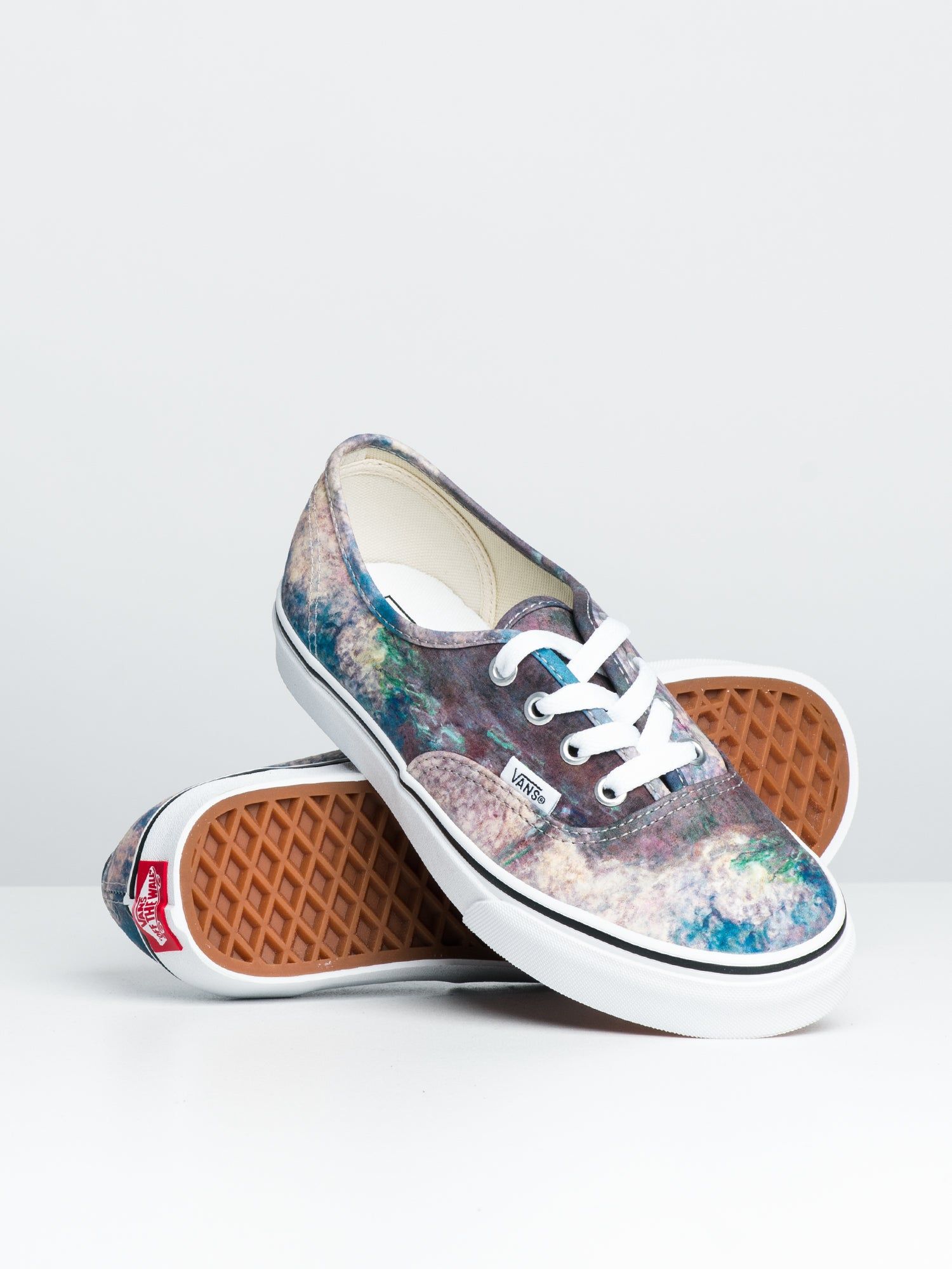 WOMENS AUTHENTIC SNEAKER - CLEARANCE sold by Boathouse product image thumbnail 2