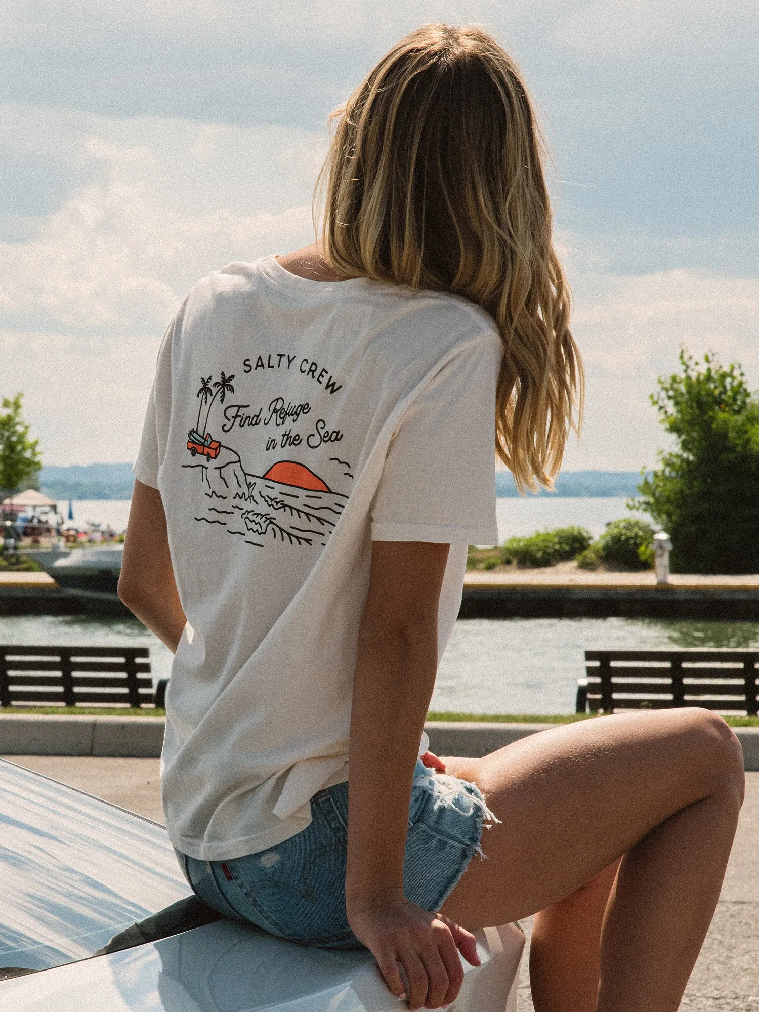 SALTY CREW LOOKOUT BOYFRIEND T-SHIRT sold by Boathouse