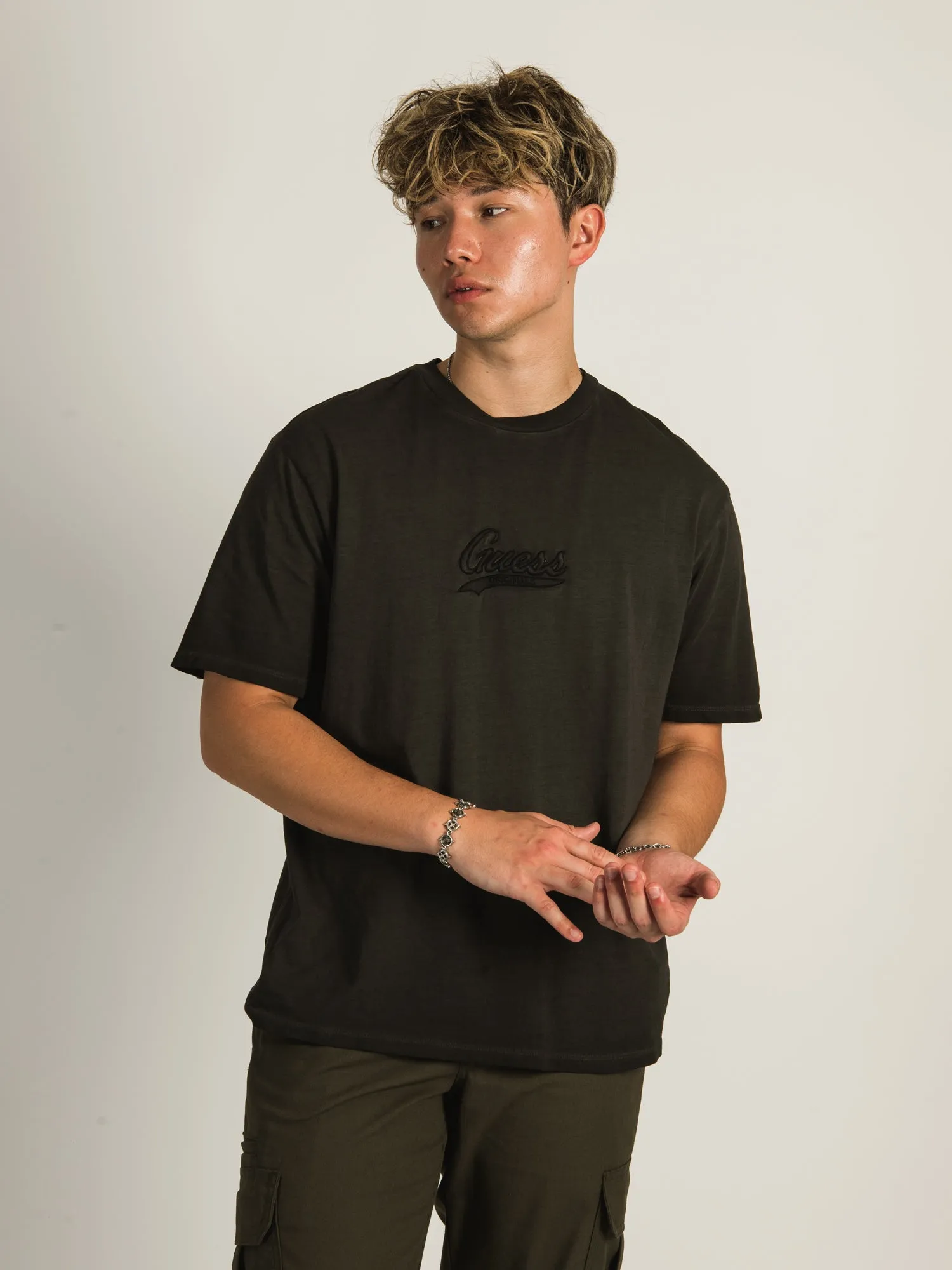 GUESS GO ICON LOGO T-SHIRT sold by Boathouse product image thumbnail 3