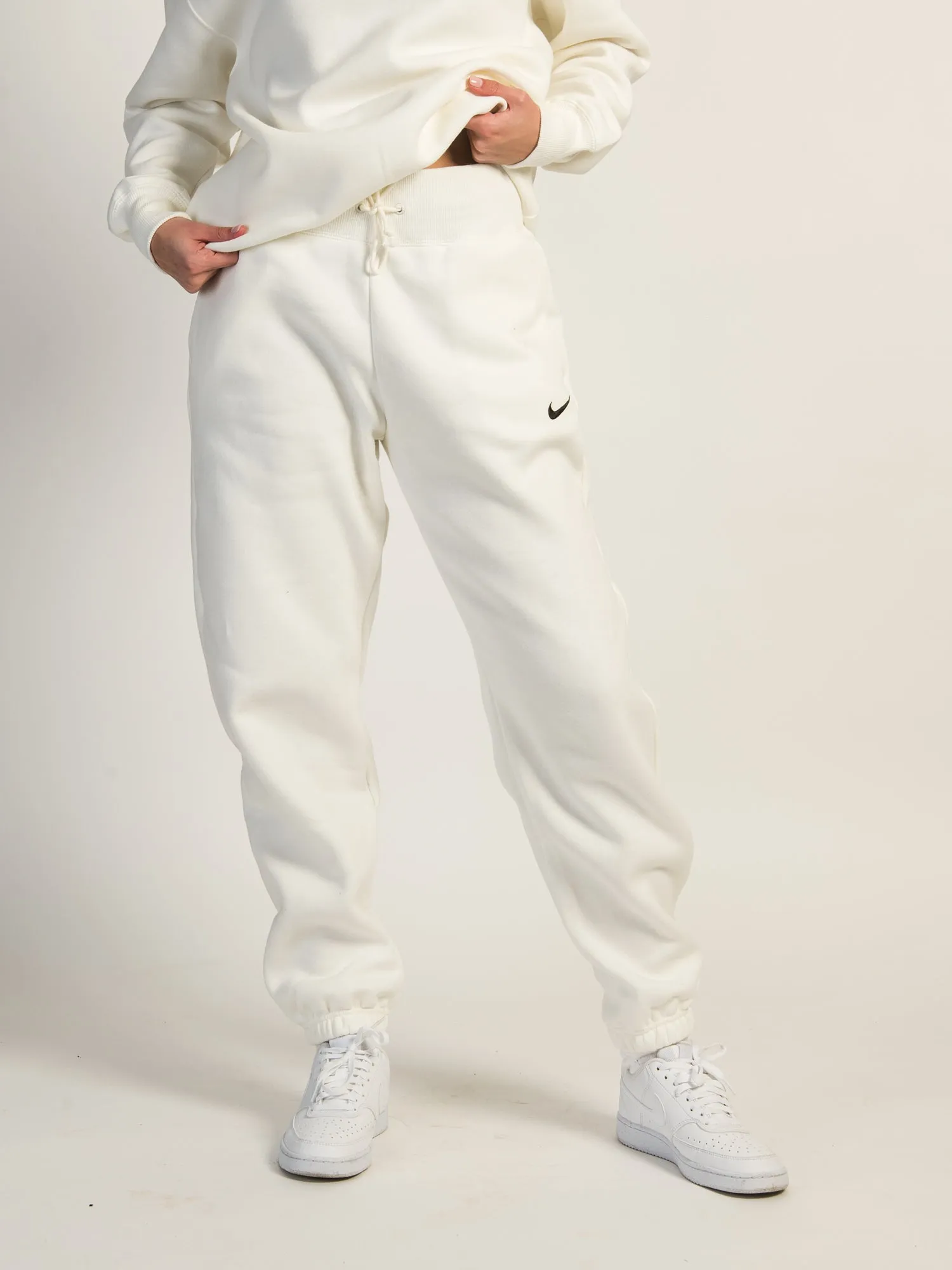 NIKE SPORTSWEAR PHOENIX OVERSIZED SWEATPANTS sold by Boathouse