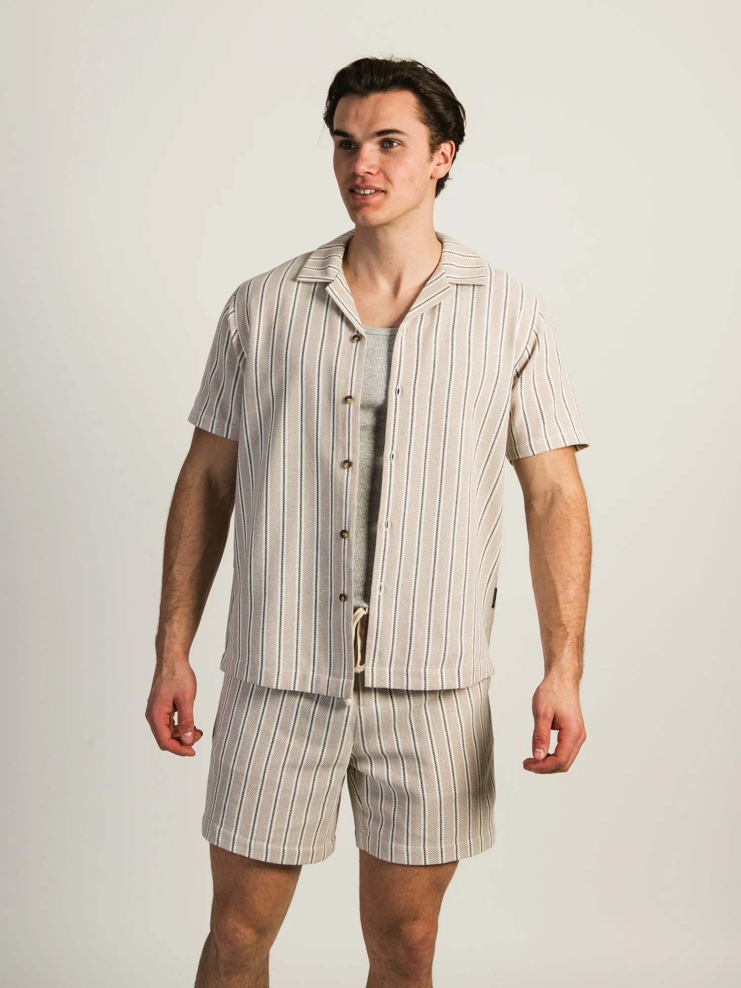 ISLAND HAZE YARN DYE STRIPE WOVEN SHORT SLEEVE SHIRT sold by Boathouse