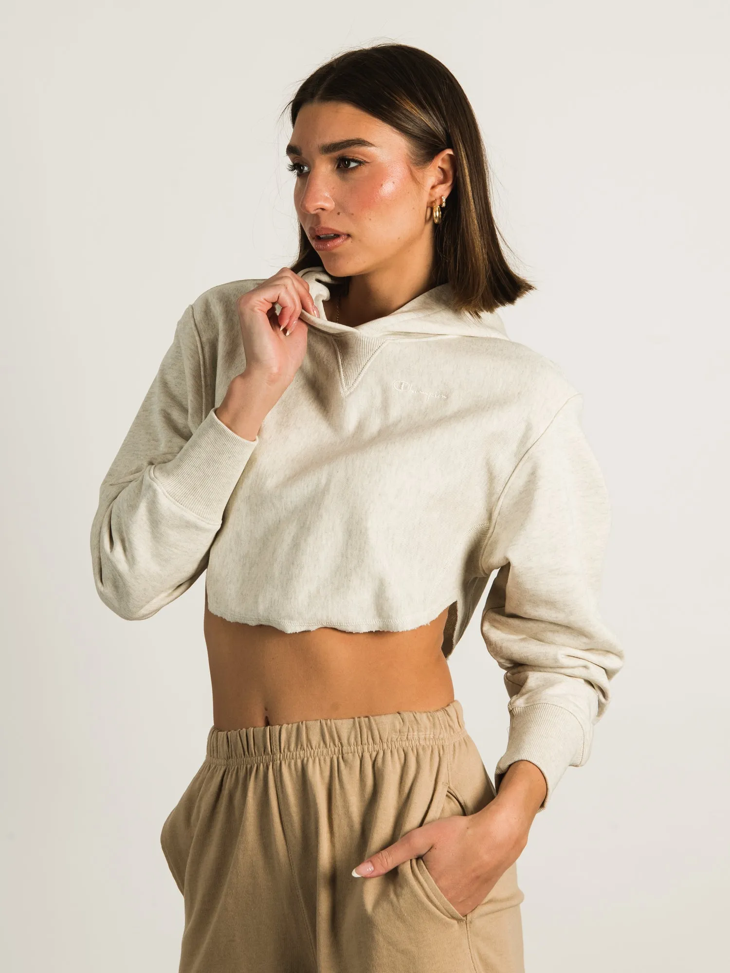 CHAMPION REVERSE WEAVE CROP CURVE HEM HOODIE sold by Boathouse product image thumbnail 2