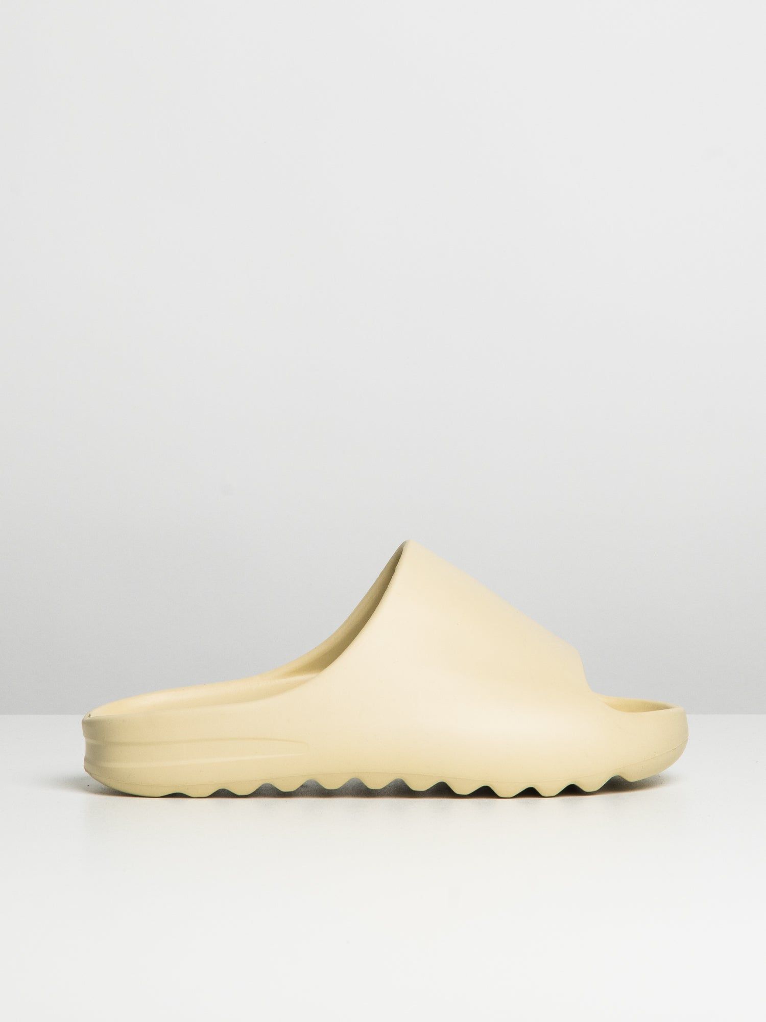 WOMENS SCOUT & TRAIL SQUISHYY sold by Boathouse