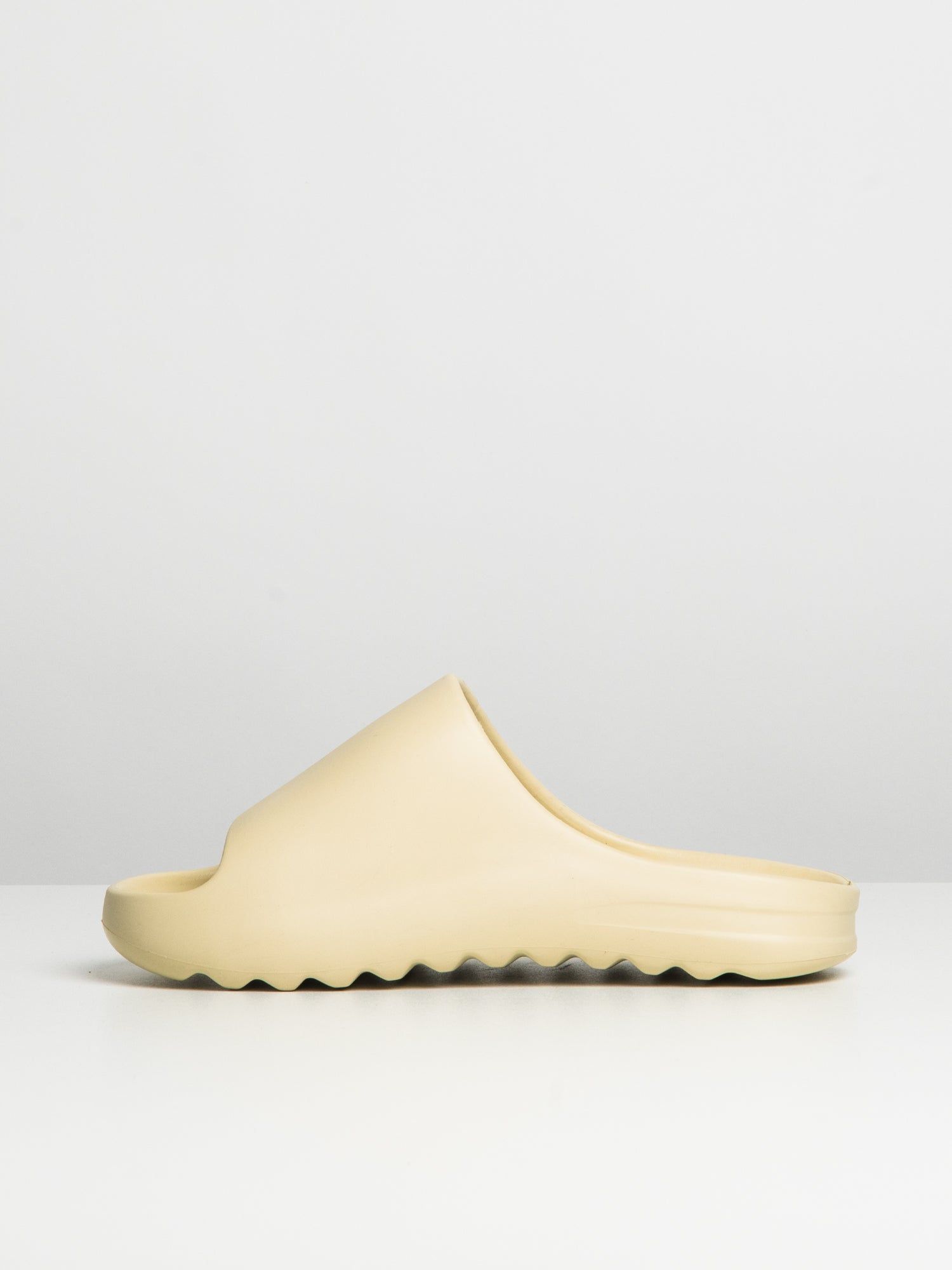 WOMENS SCOUT & TRAIL SQUISHYY sold by Boathouse product image thumbnail 4