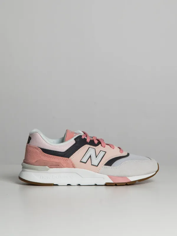 WOMENS NEW BALANCE THE 997 - PINK MOON sold by Boathouse