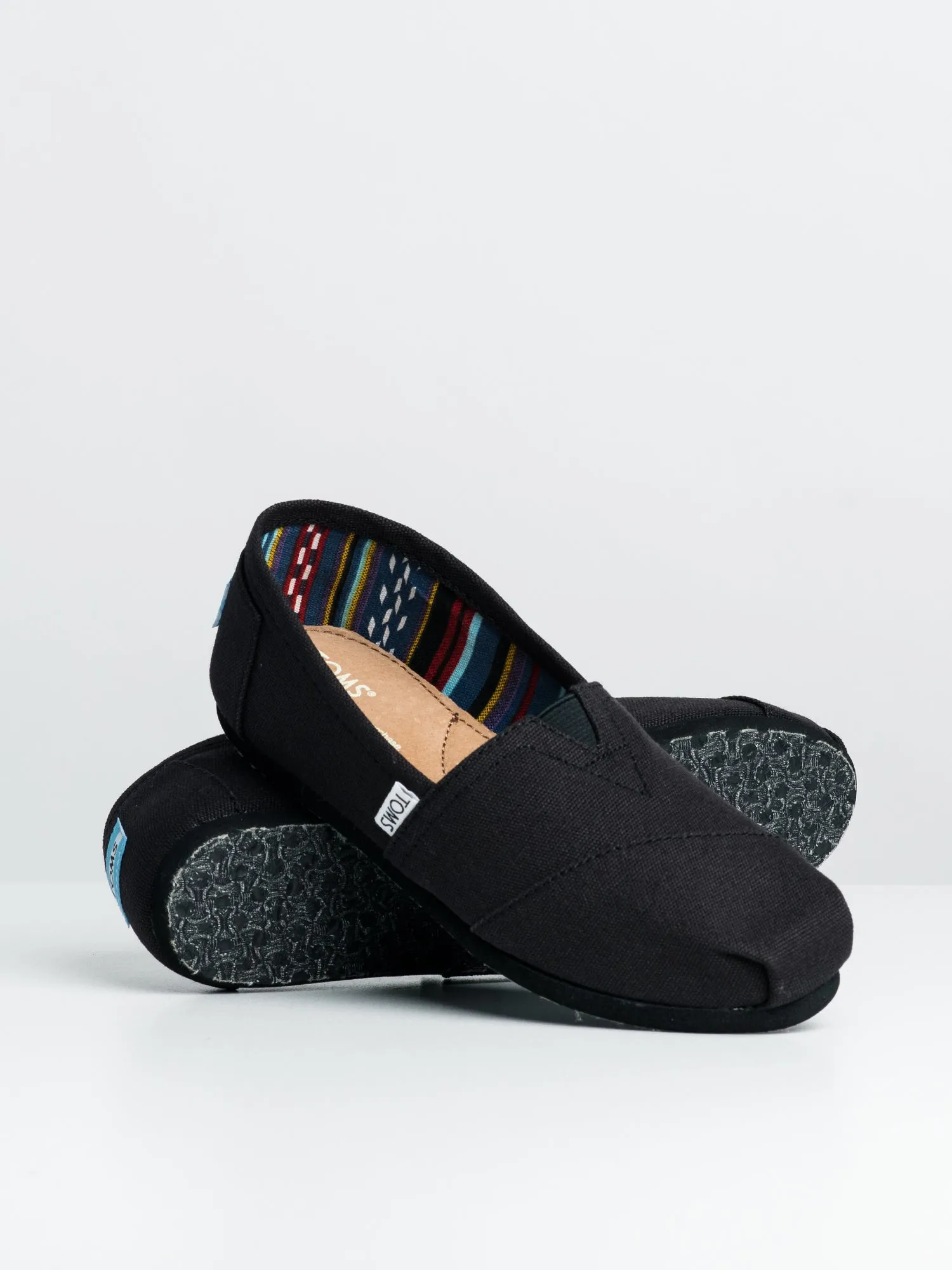 WOMENS CLASSICS CANVAS SHOES sold by Boathouse product image thumbnail 2