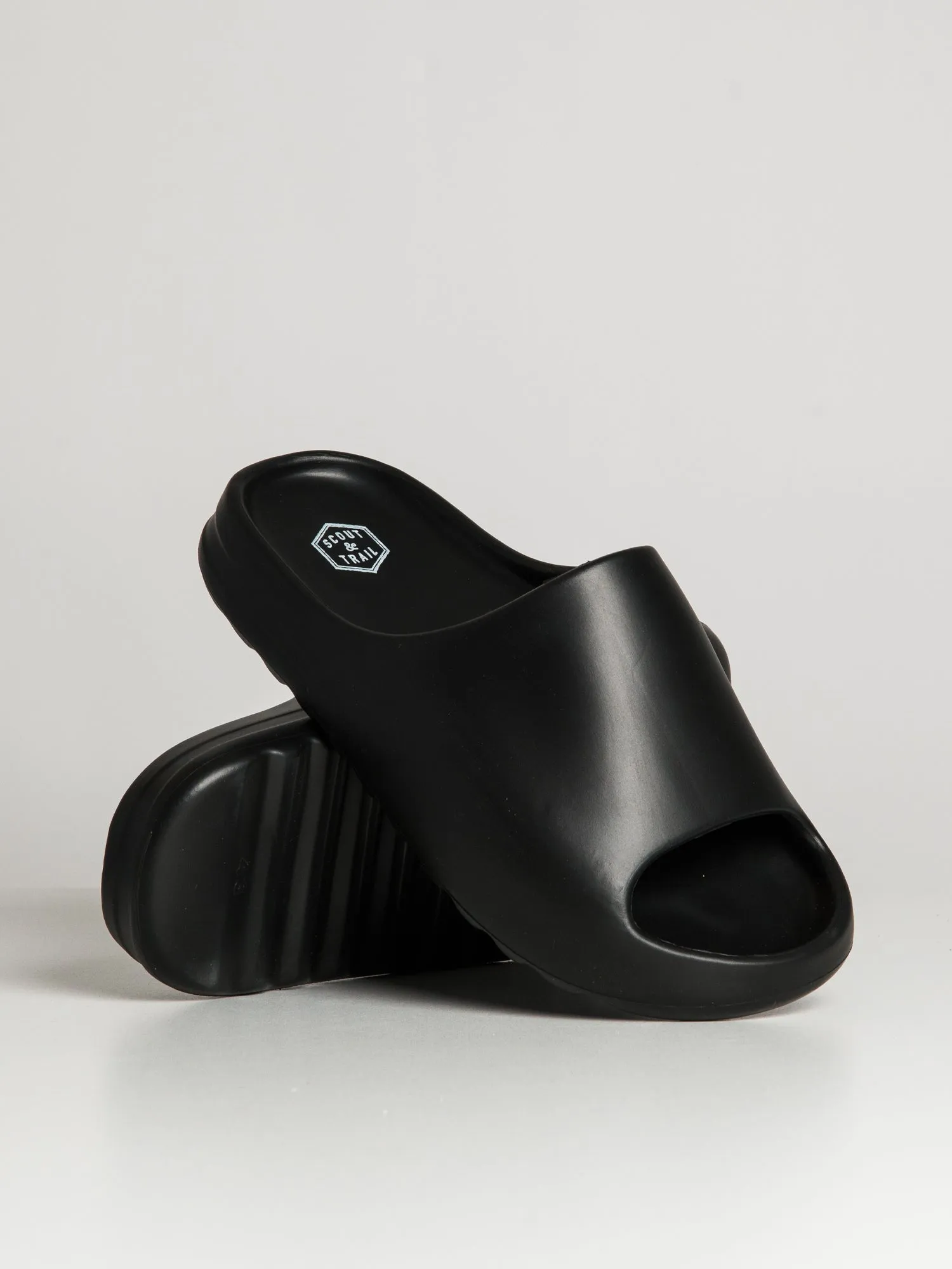 MENS SCOUT & TRAIL SQUISHYY - CLEARANCE sold by Boathouse product image thumbnail 2