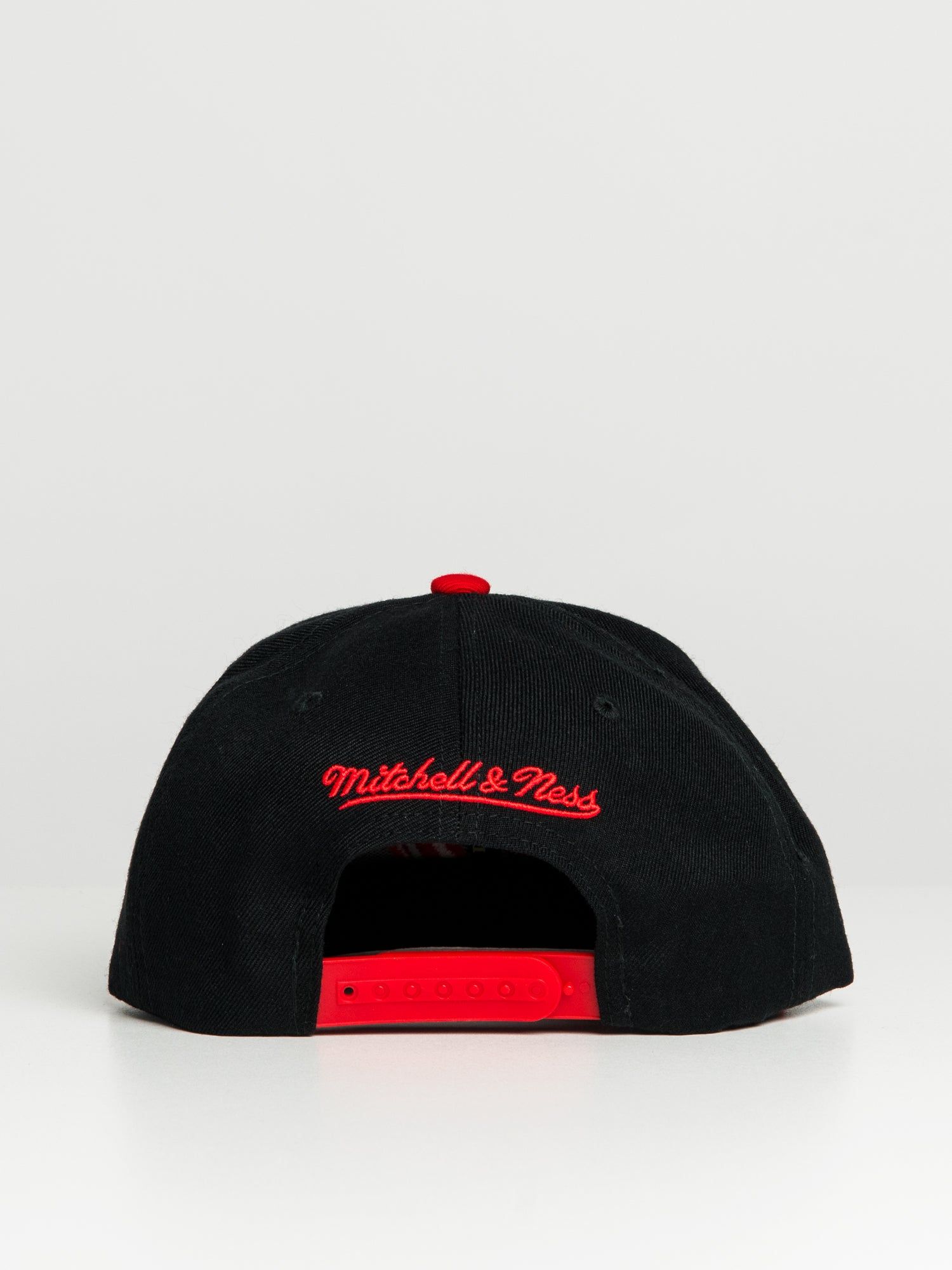 MITCHELL & NESS TORONTO RAPTORS SNAPBACK sold by Boathouse product image thumbnail 3