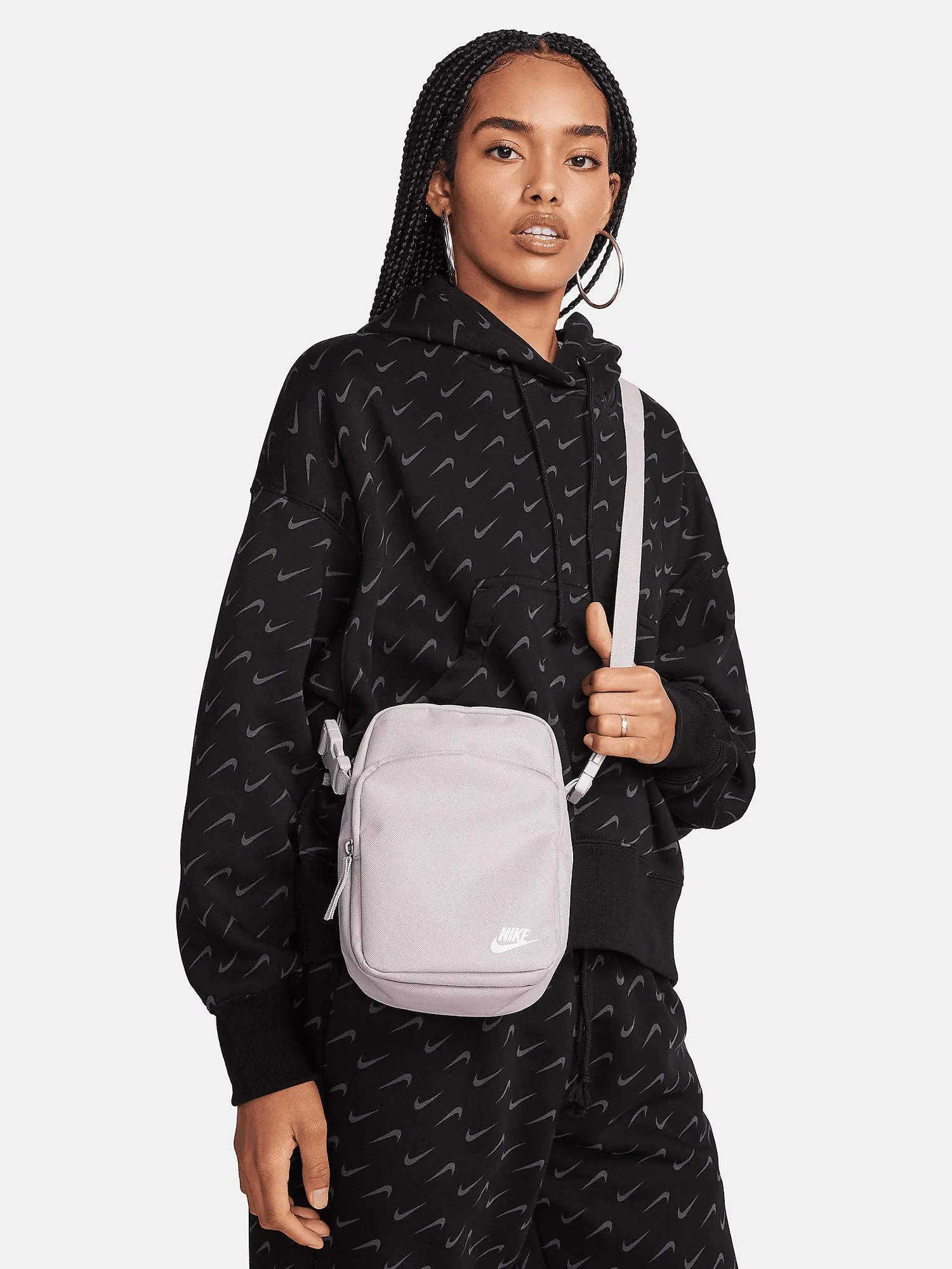 NIKE HERITAGE XBODY 4L BAG sold by Boathouse product image thumbnail 2