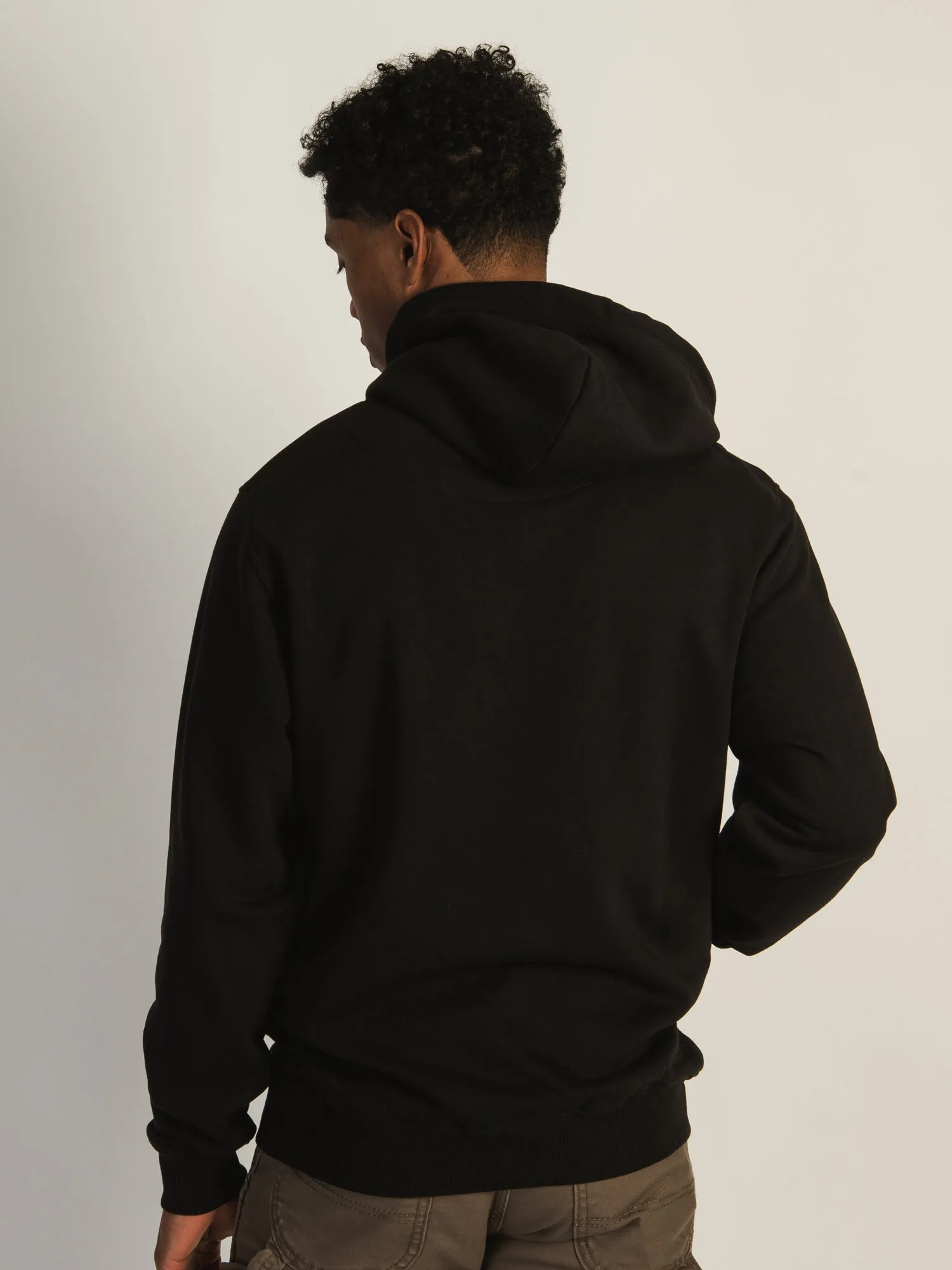 NBA CHICAGO BULLS HARDWOOD PULLOVER HOODIE sold by Boathouse product image thumbnail 3