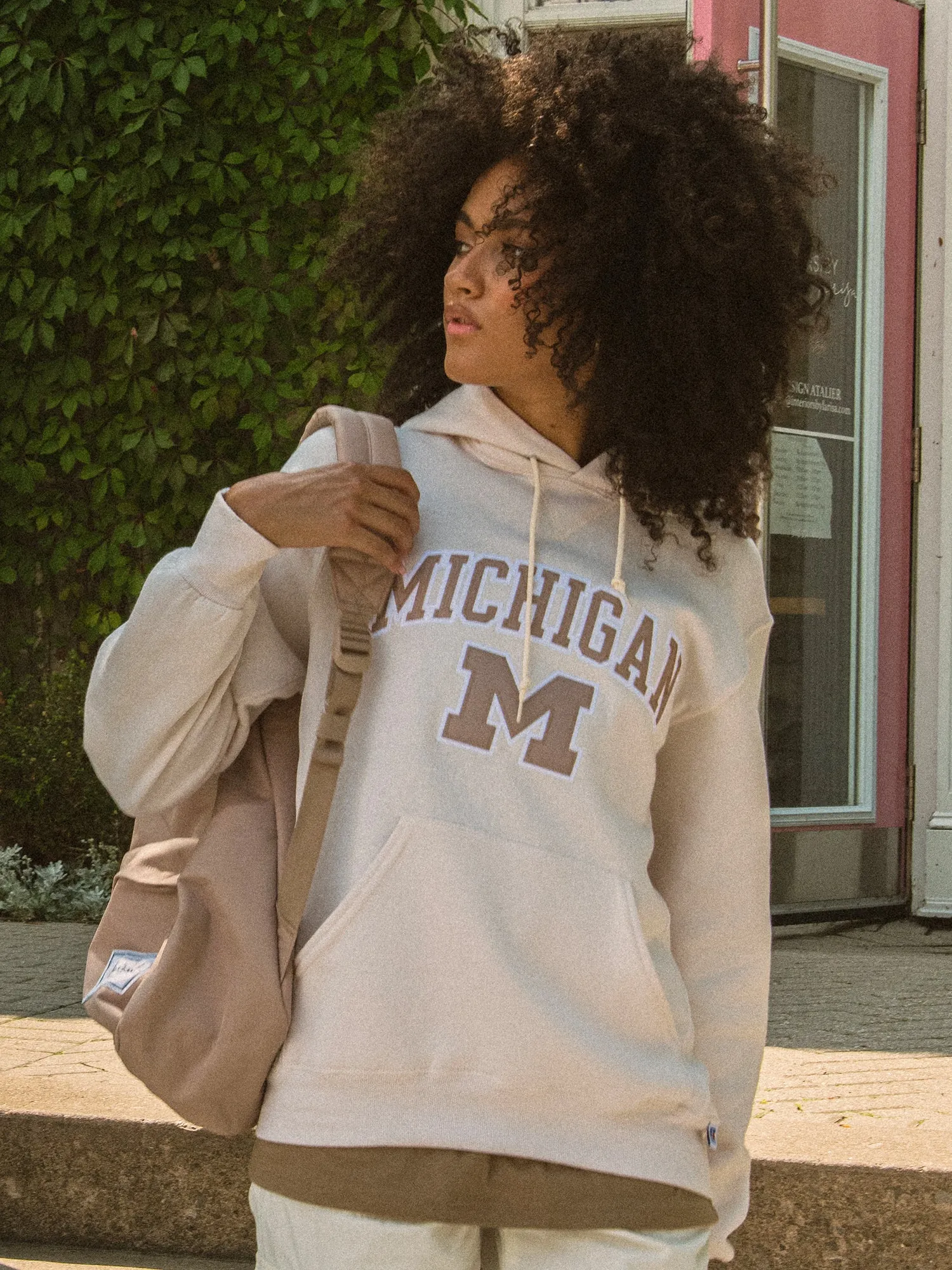 NCAA MICHIGAN PULLOVER HOODIE sold by Boathouse product image thumbnail 2