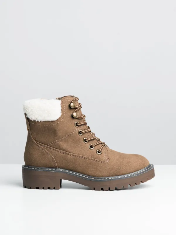 WOMENS SLOANE SHORT BOOT - CLEARANCE sold by Boathouse