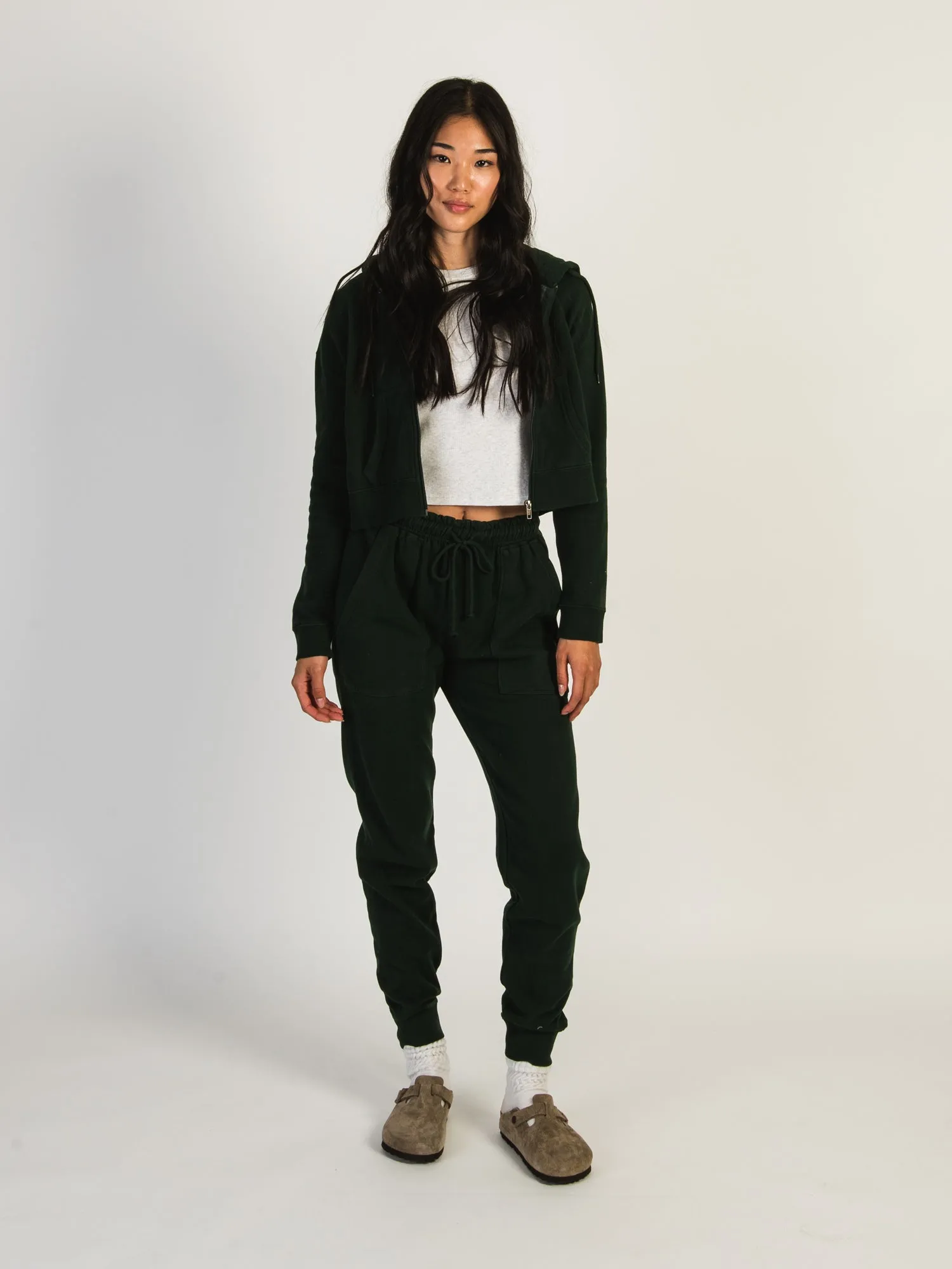HARLOW HIGH RISE FLEECE JOGGER - FOREST - CLEARANCE sold by Boathouse product image thumbnail 2