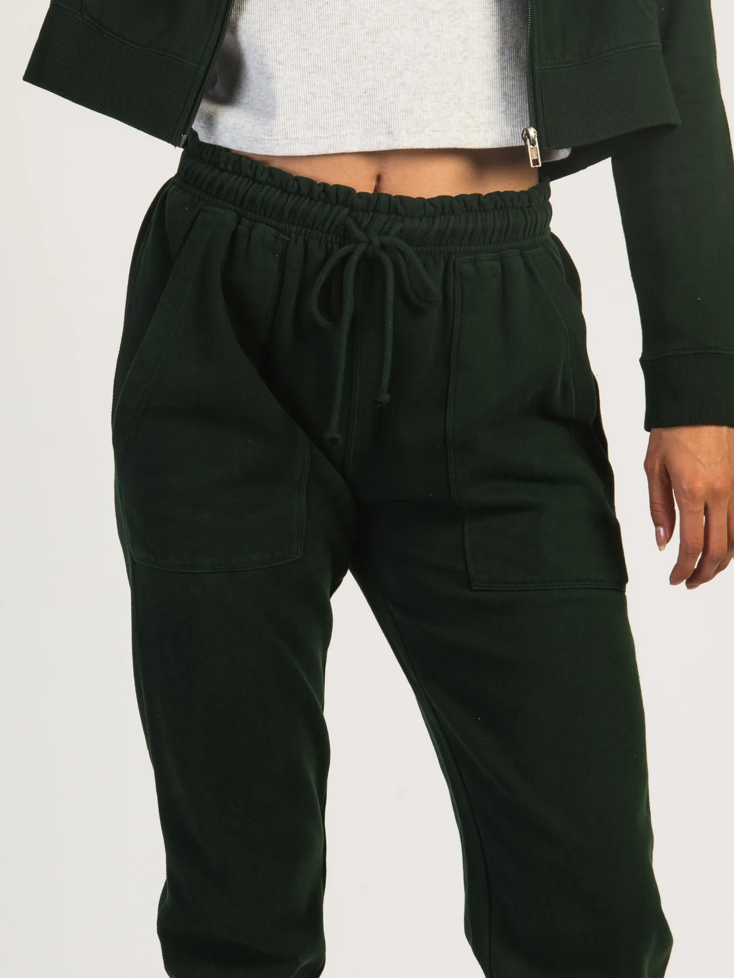 HARLOW HIGH RISE FLEECE JOGGER - FOREST - CLEARANCE sold by Boathouse product image thumbnail 3
